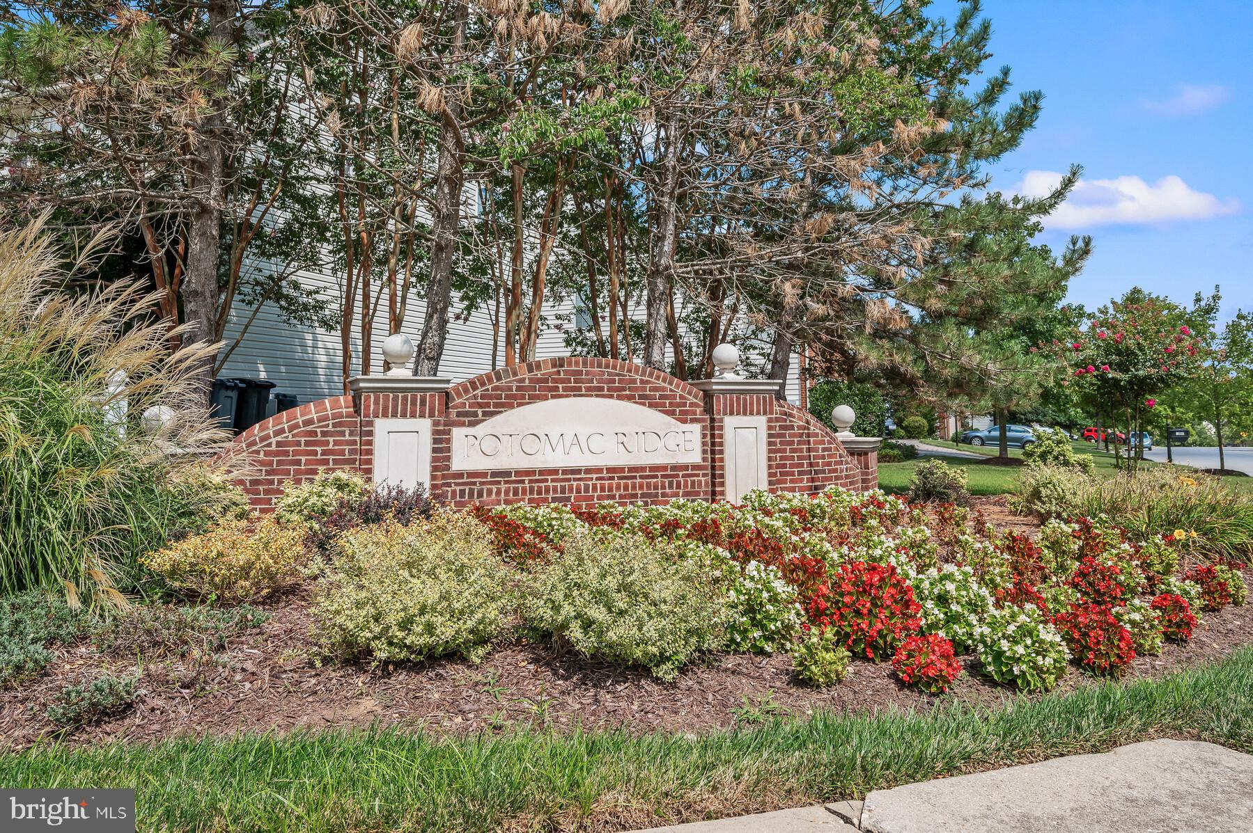 POTOMAC RIDGE - Residential