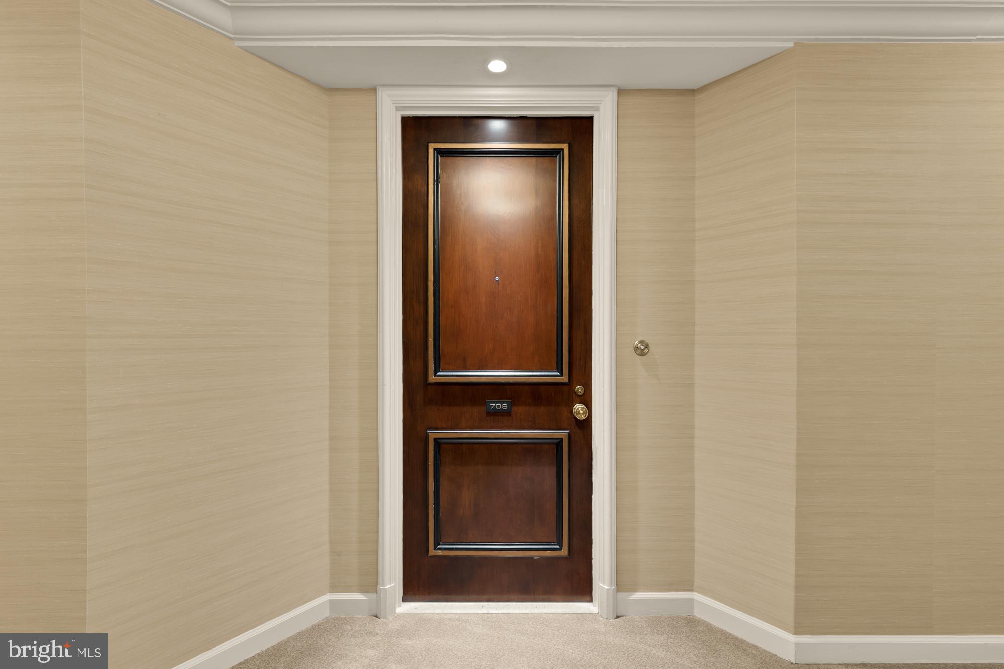 4200 MASSACHUSETTS AVENUE NW 708