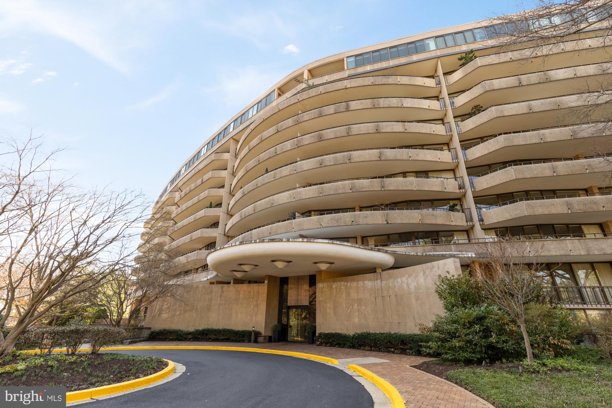 4200 MASSACHUSETTS AVENUE NW 708