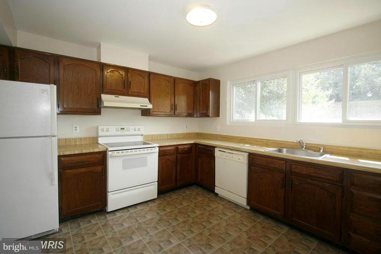 RIPPON LANDING - Residential Lease