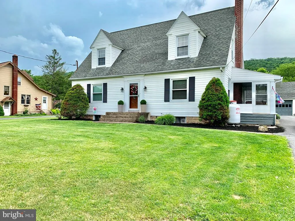 11069 Licking Creek Road, Mifflintown, PA 17059