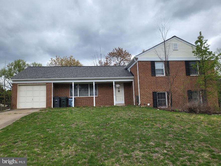 DETACHED HOME WITH NEWER ROOF * NEWER HVAC *  NEWER VINYL SIDING *  4 BEDROOM  * 3 FULL BATHROOMS * GARAGE * FRONT PORCH * LARGE SCREEN PORCH ON REAR OF HOME * FAMILY ROOM WITH FIREPLACE *  NEEDS SOME  TLC * SOLD  AS IS * VACANT AND READY FOR YOU