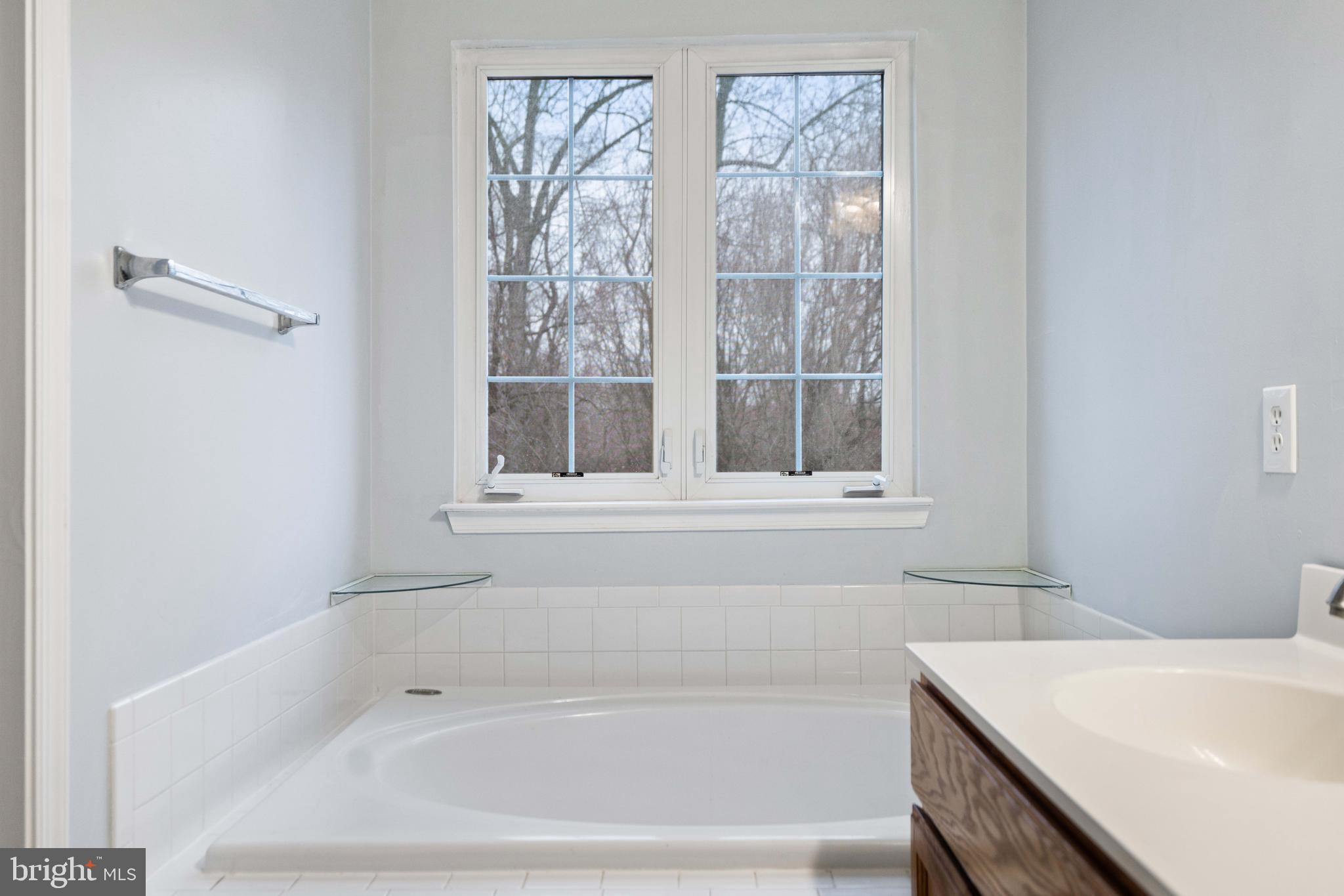 RIVER OAKS - Residential Lease