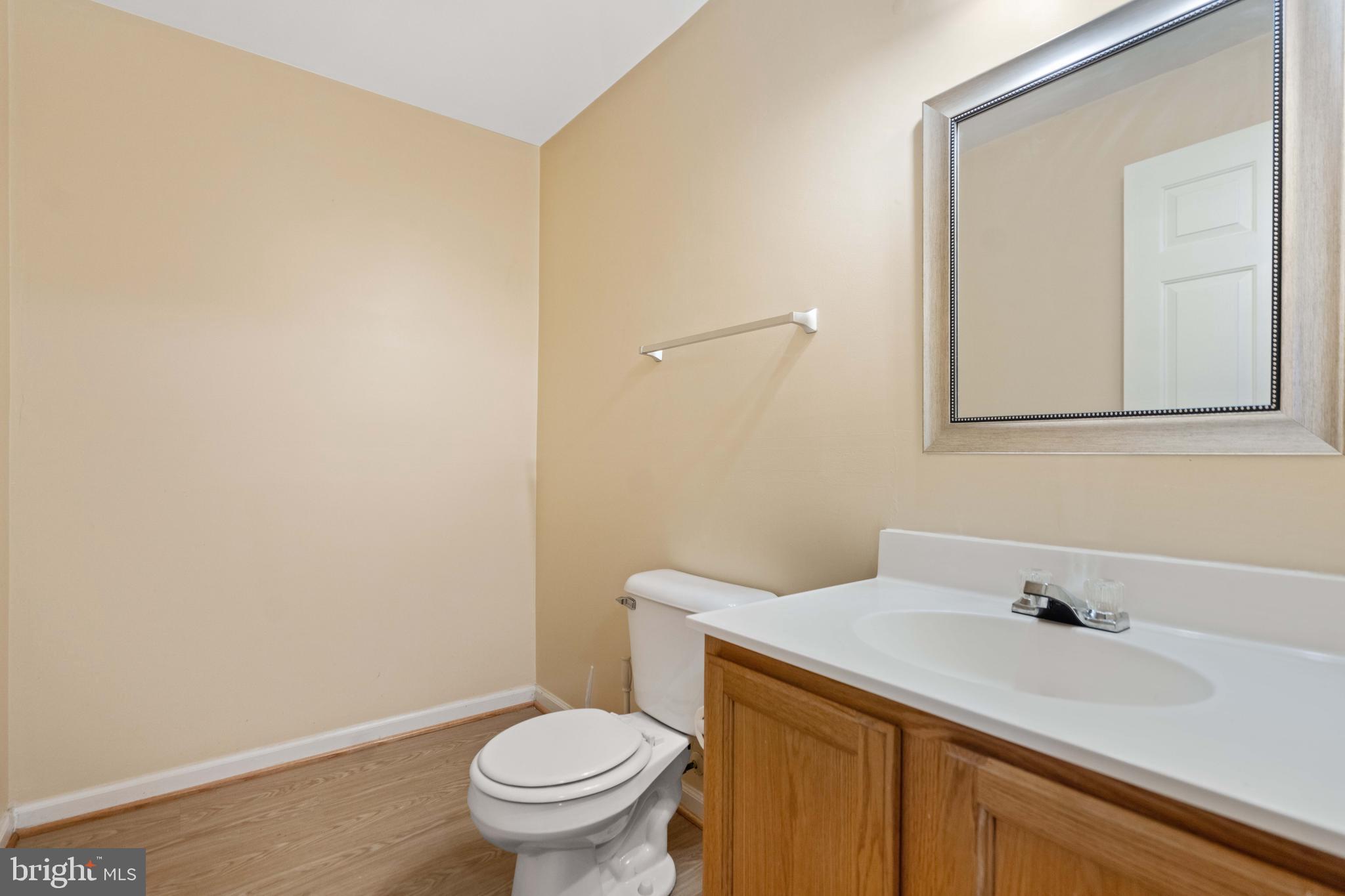 RIVER OAKS - Residential Lease