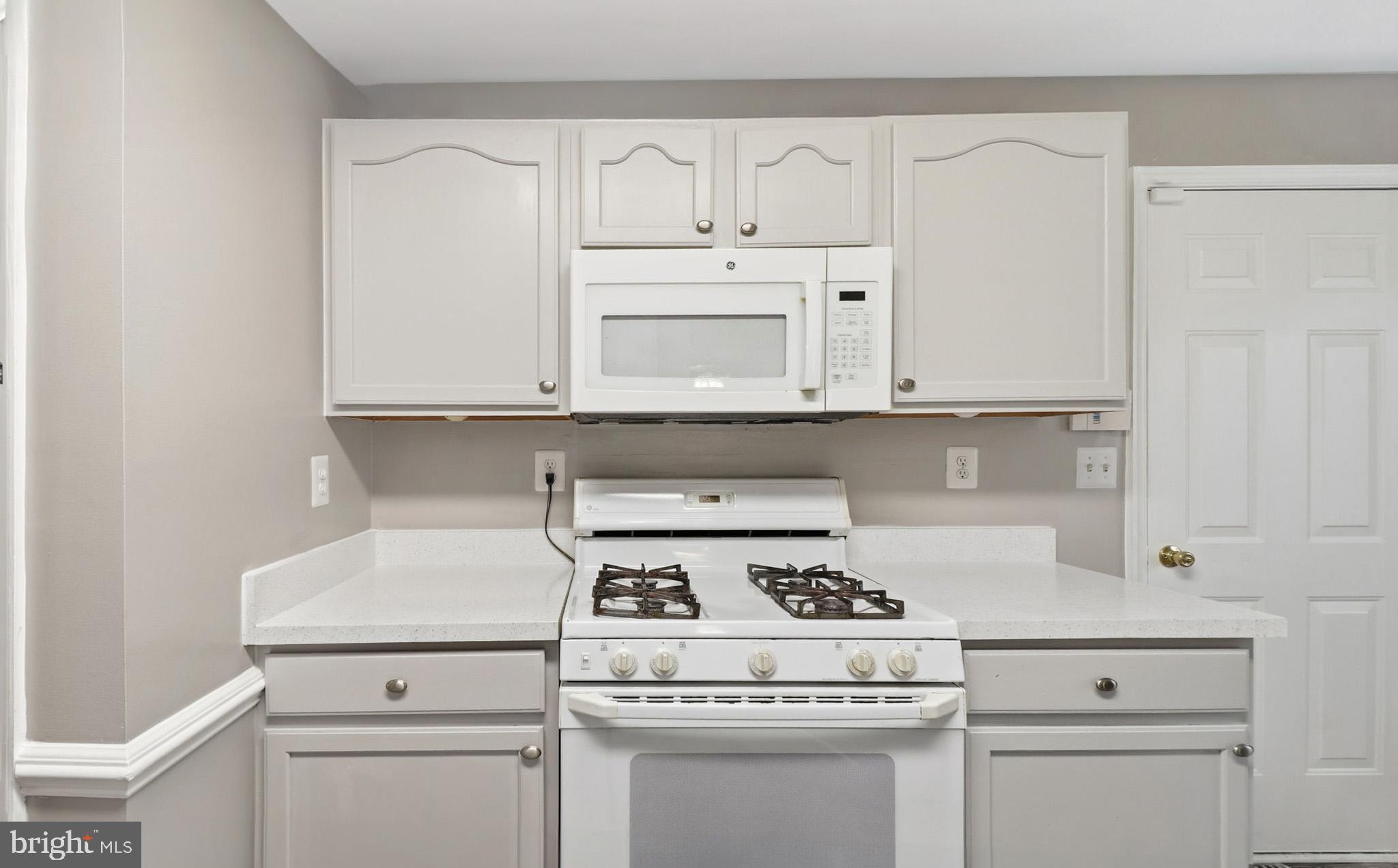 BRANDYWINE VILLAGE - Residential Lease