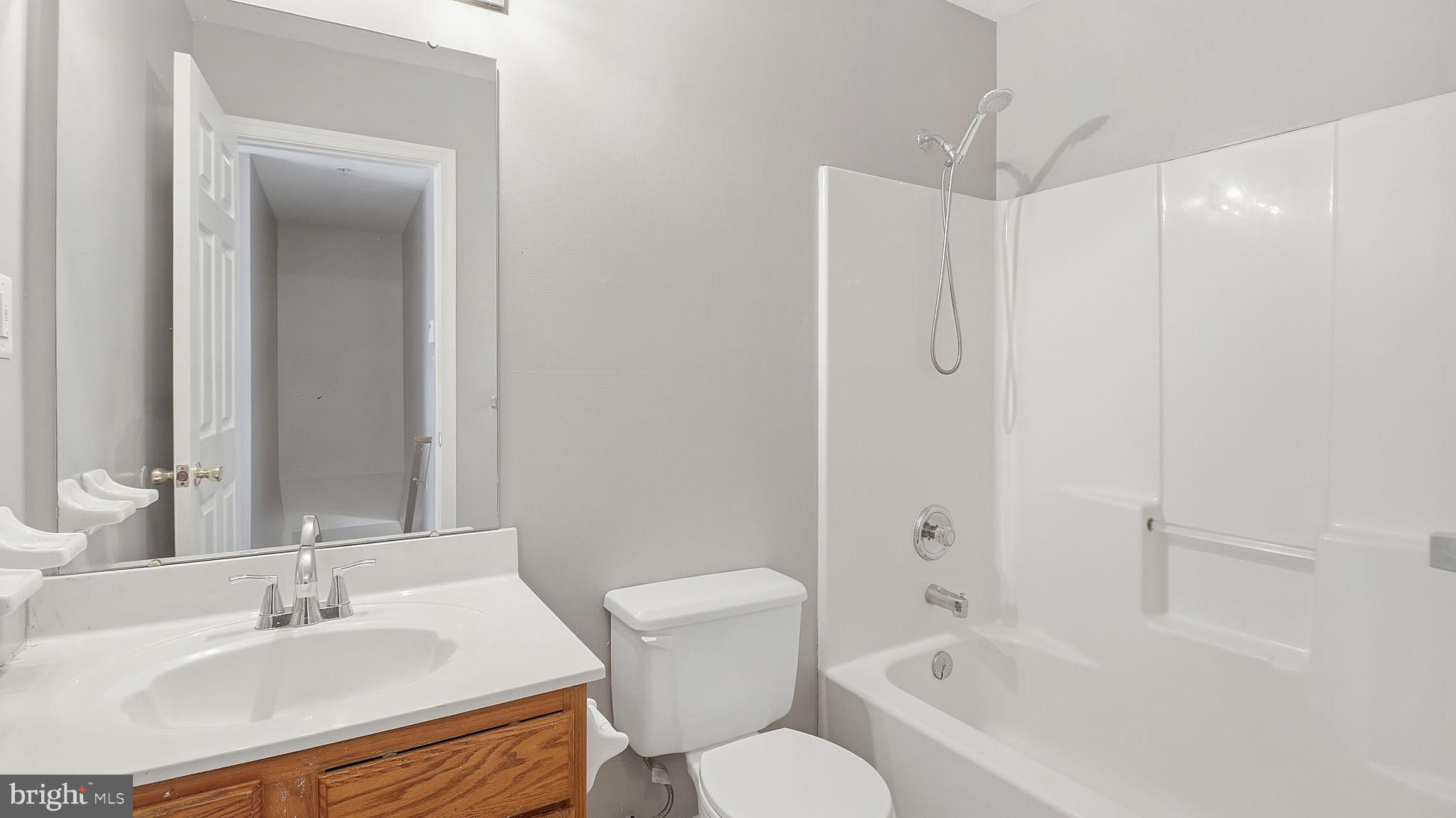 BRANDYWINE VILLAGE - Residential Lease