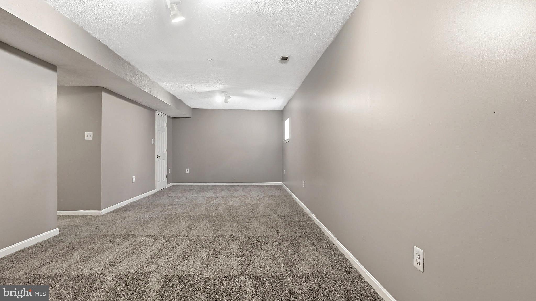 BRANDYWINE VILLAGE - Residential Lease