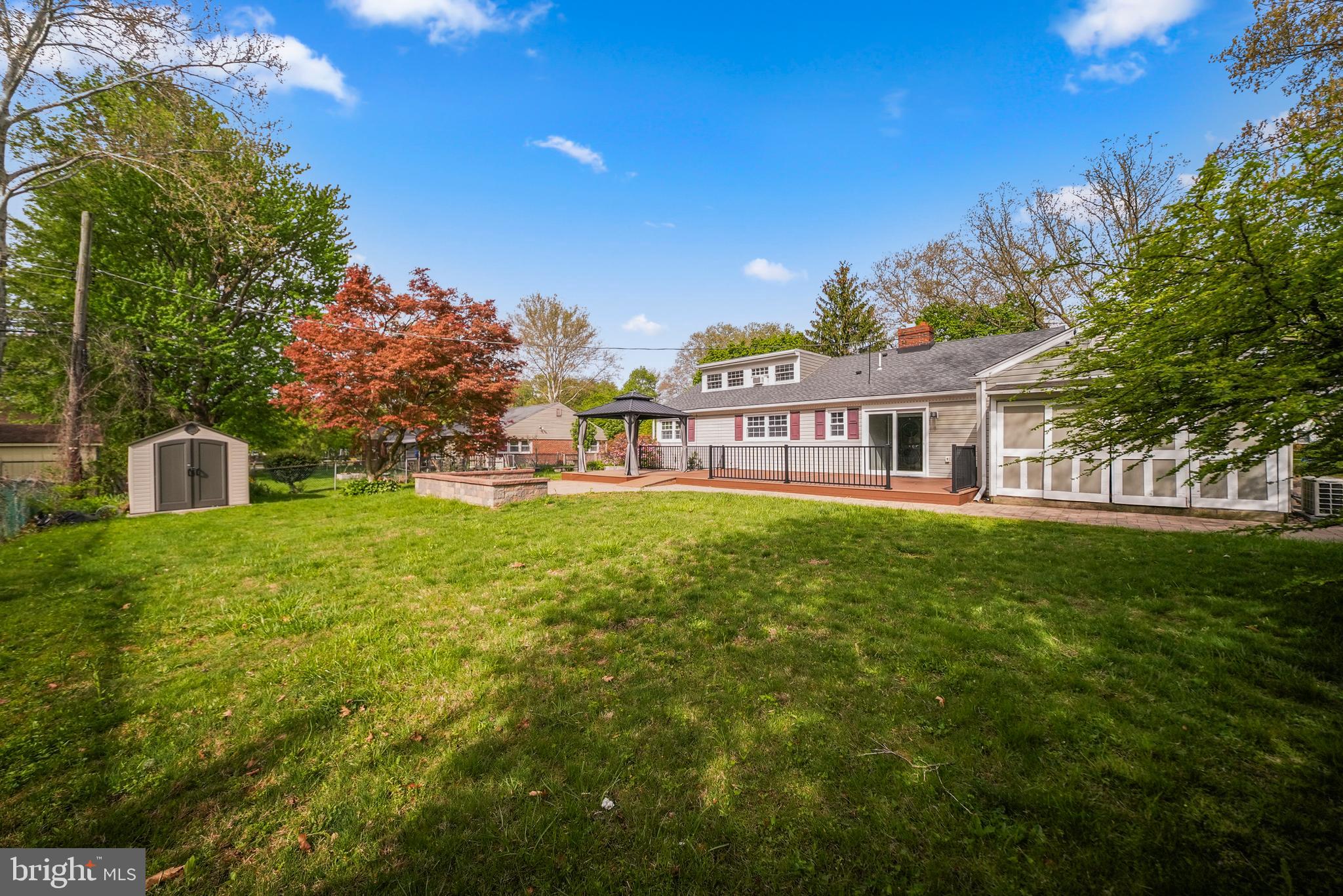HUNTINGDON VALLEY - Residential
