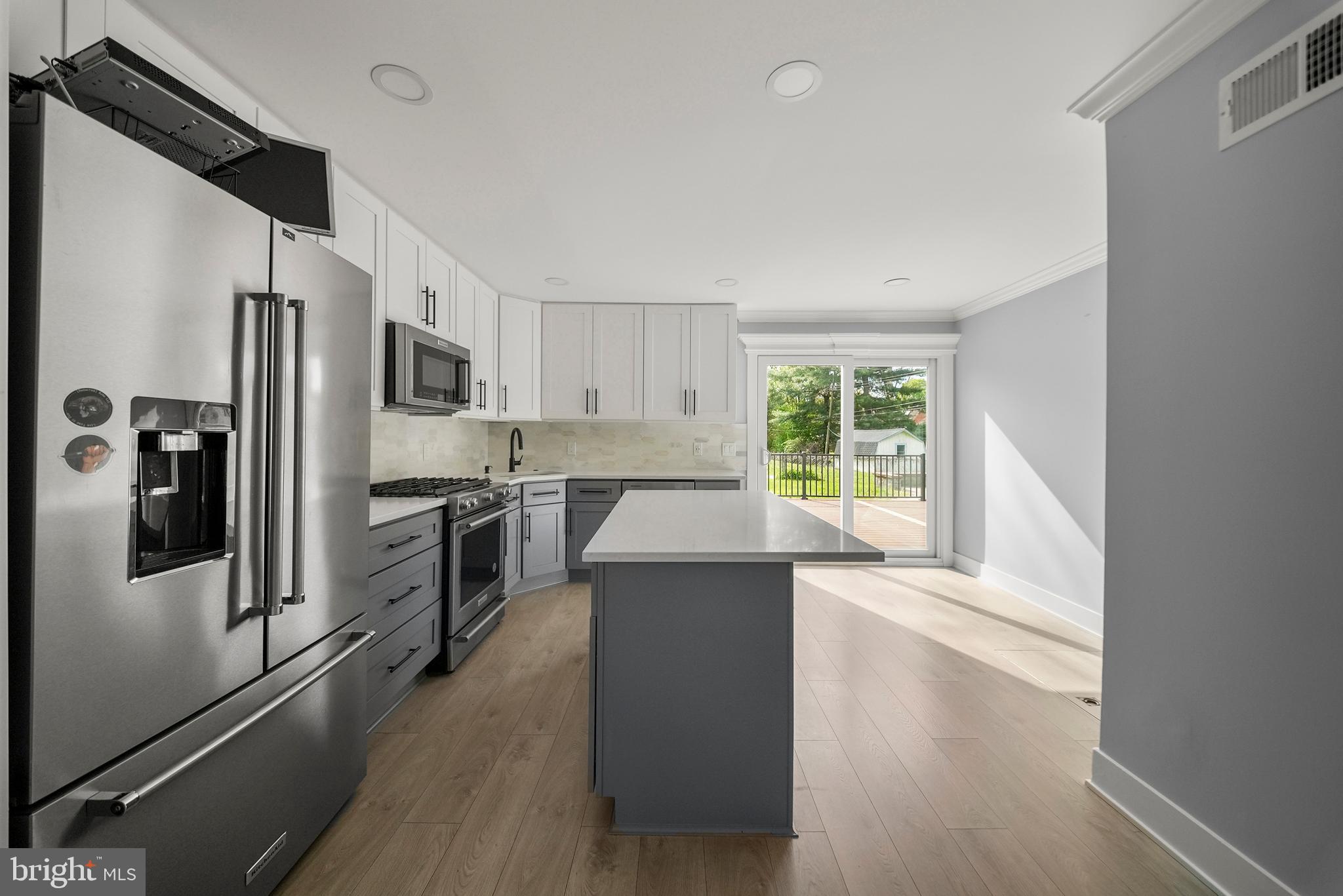 HUNTINGDON VALLEY - Residential