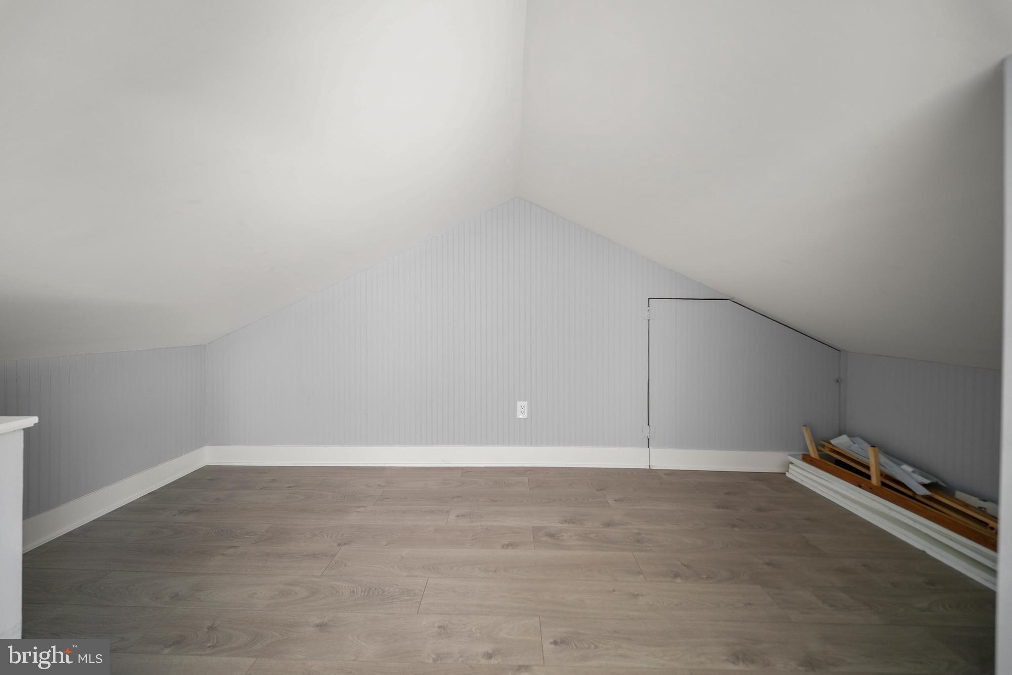 HUNTINGDON VALLEY - Residential
