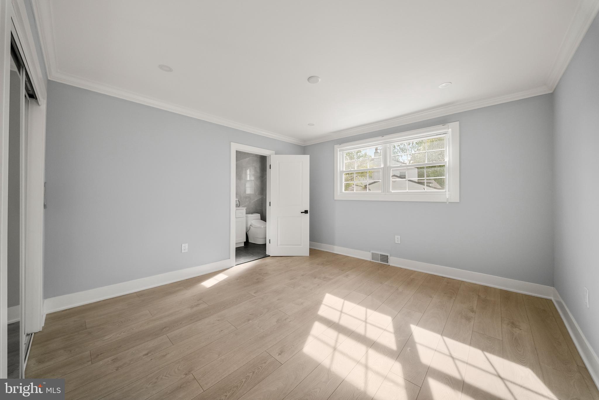 HUNTINGDON VALLEY - Residential