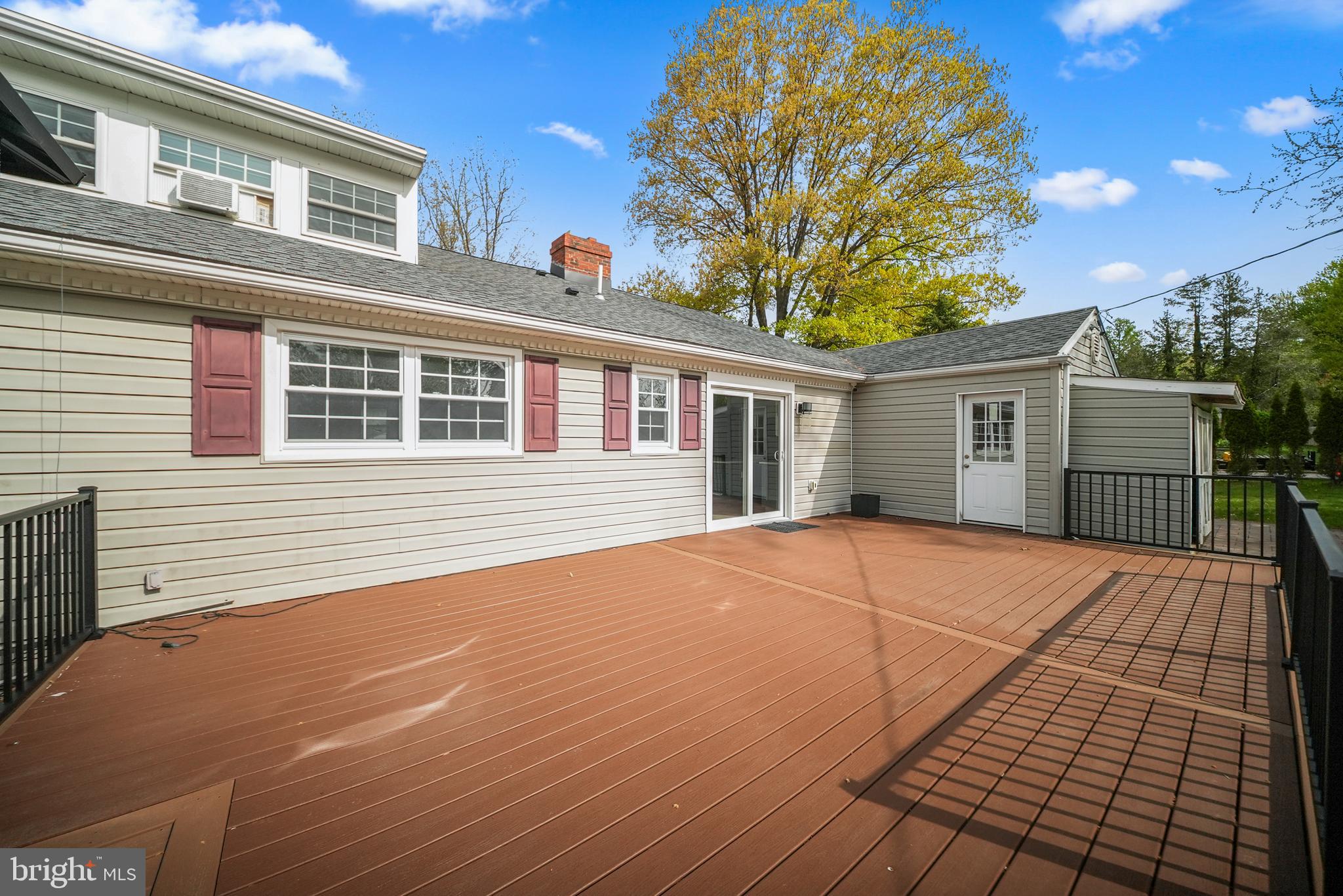 HUNTINGDON VALLEY - Residential