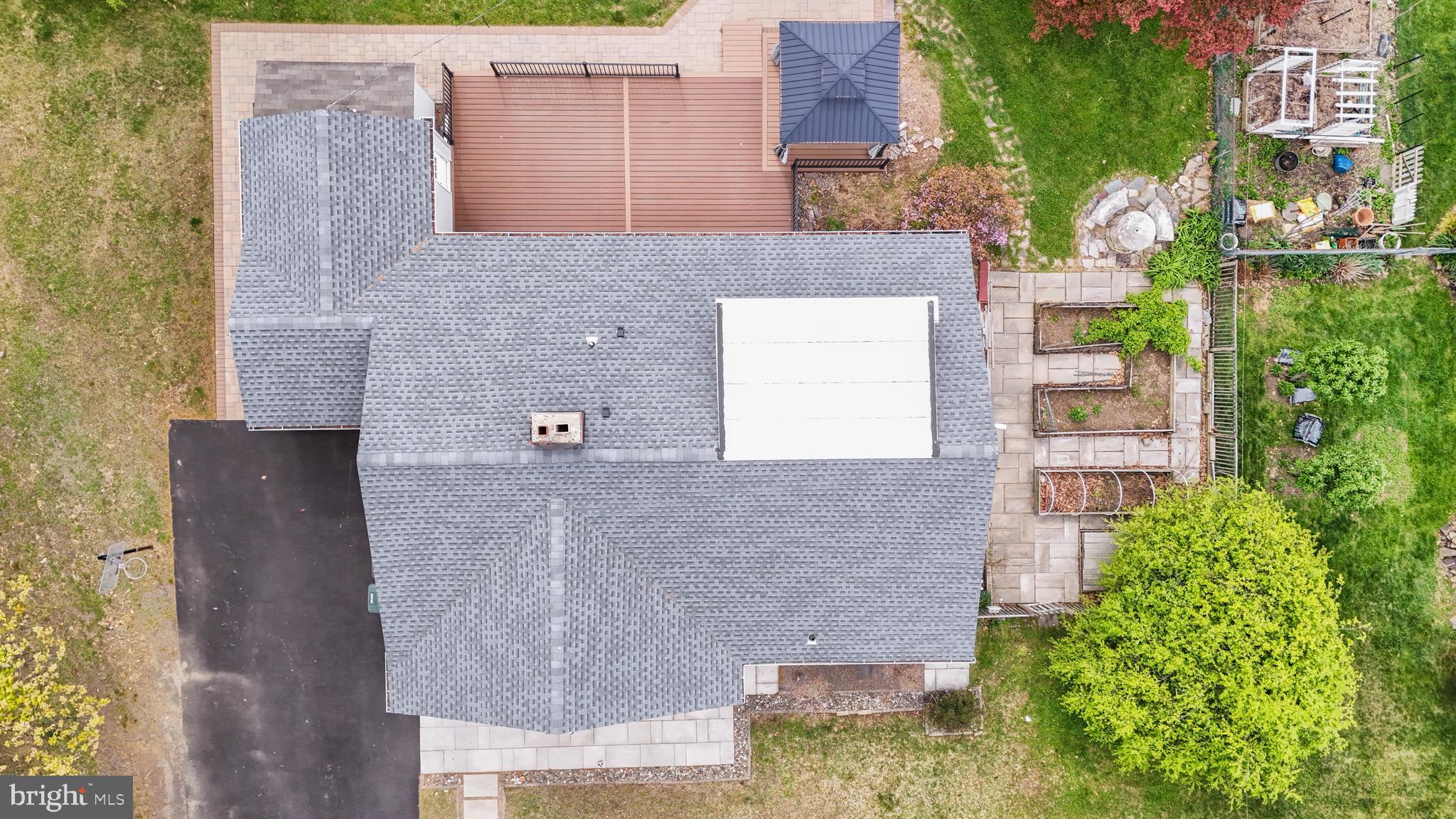 HUNTINGDON VALLEY - Residential