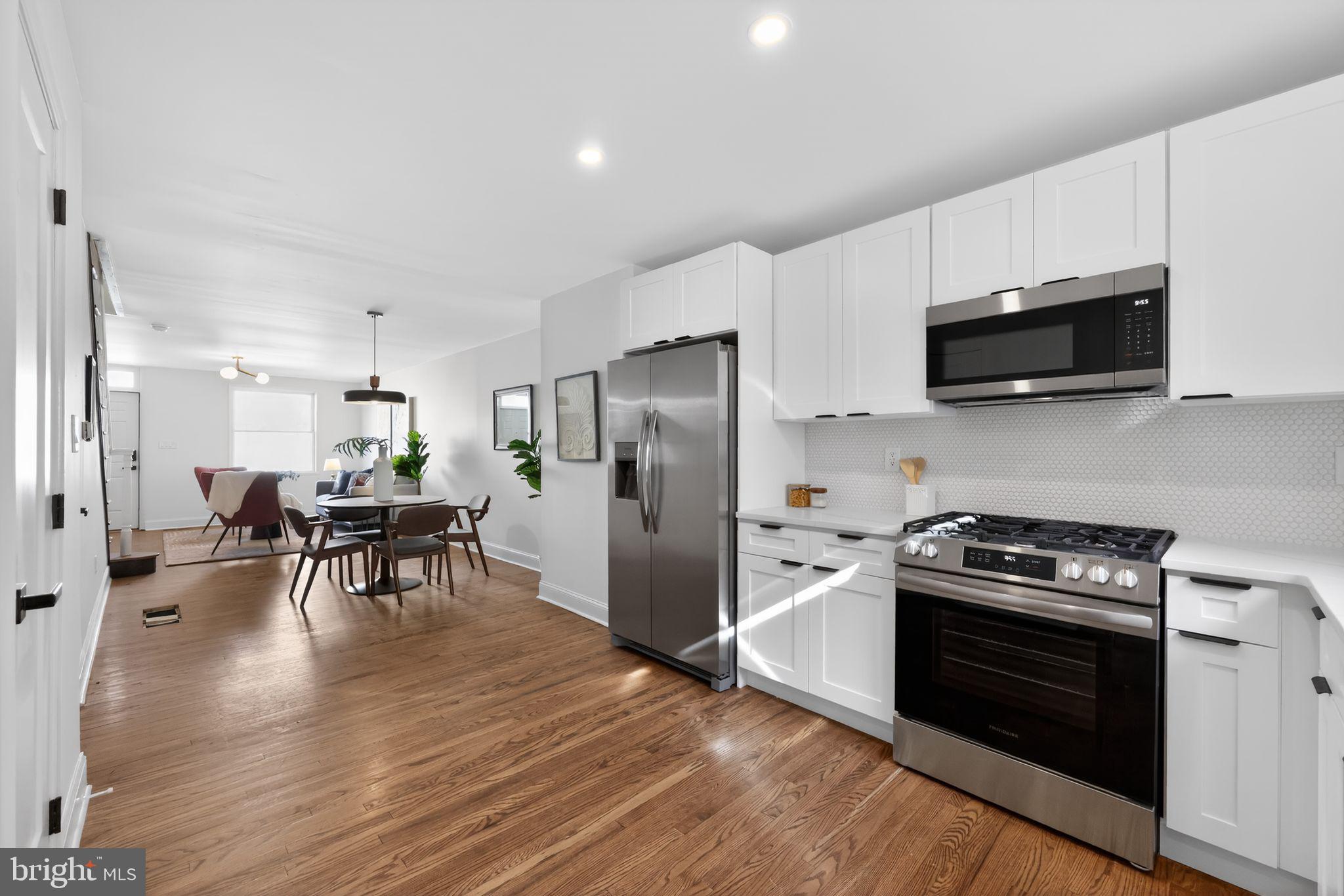 PASSYUNK SQUARE - Residential