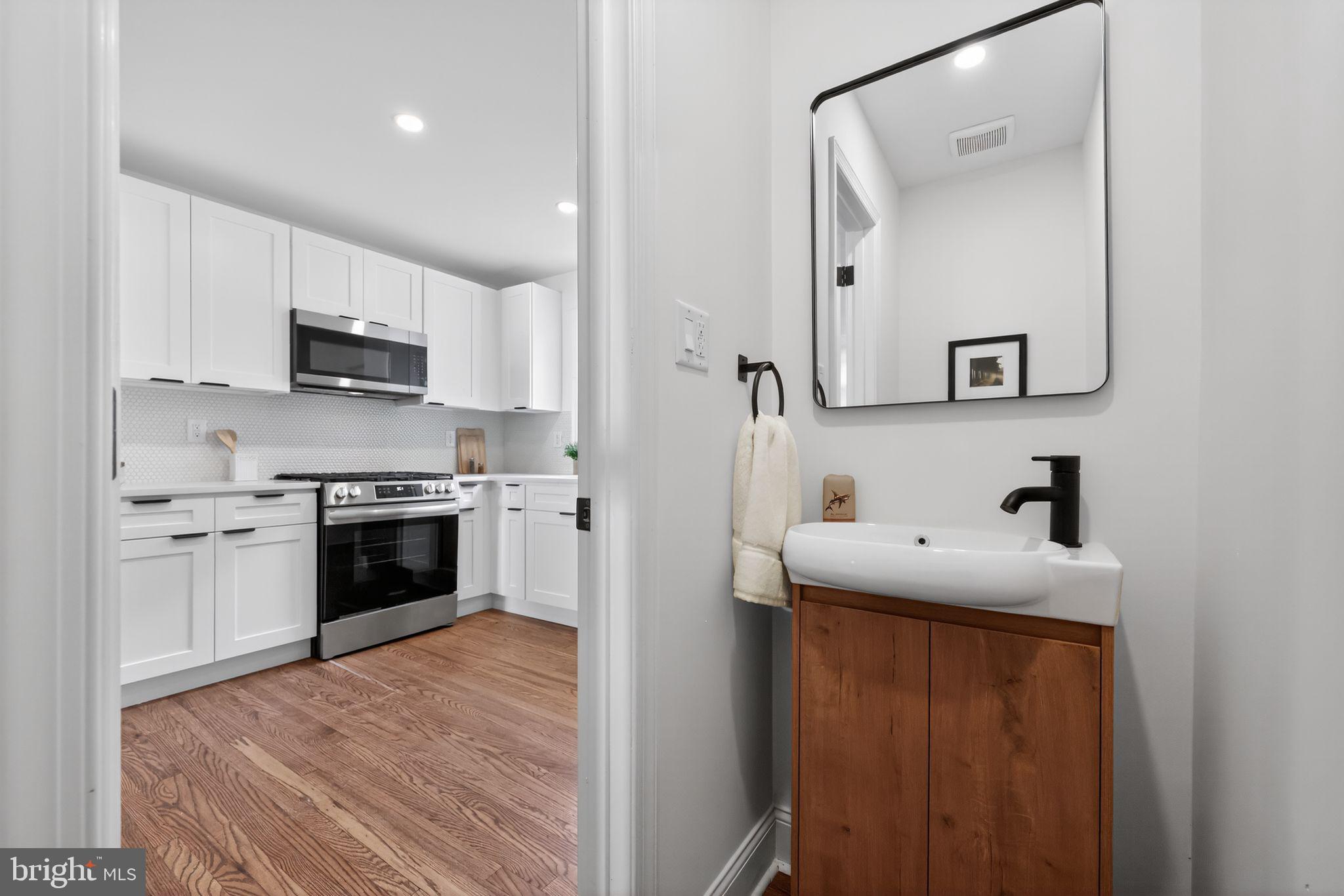 PASSYUNK SQUARE - Residential