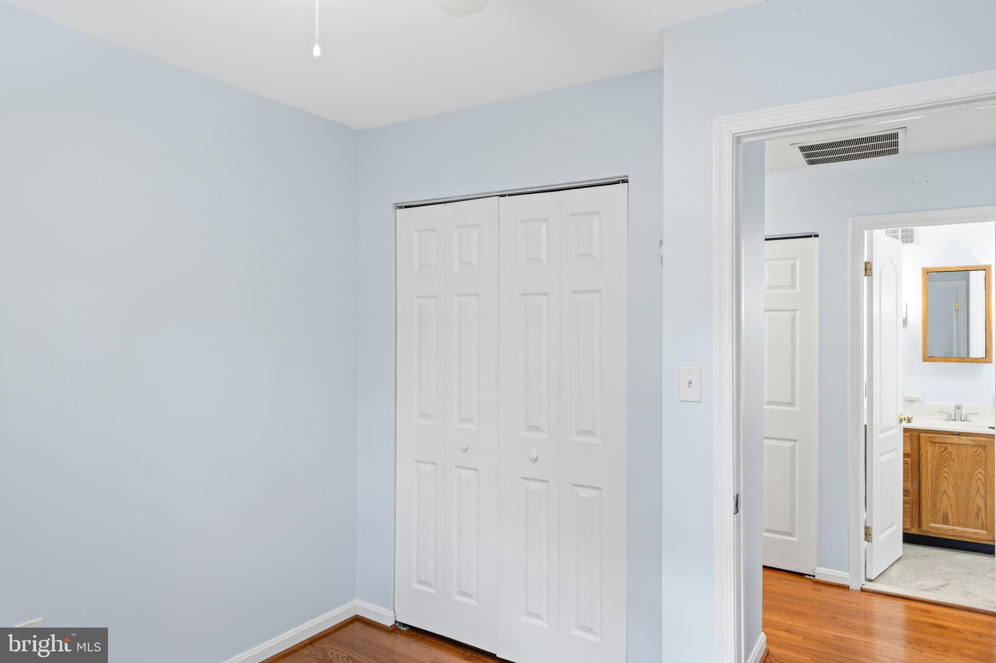 THOUSAND OAKS - Residential Lease