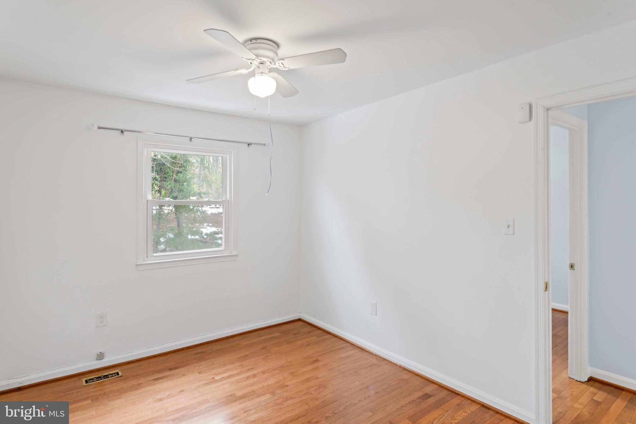 THOUSAND OAKS - Residential Lease