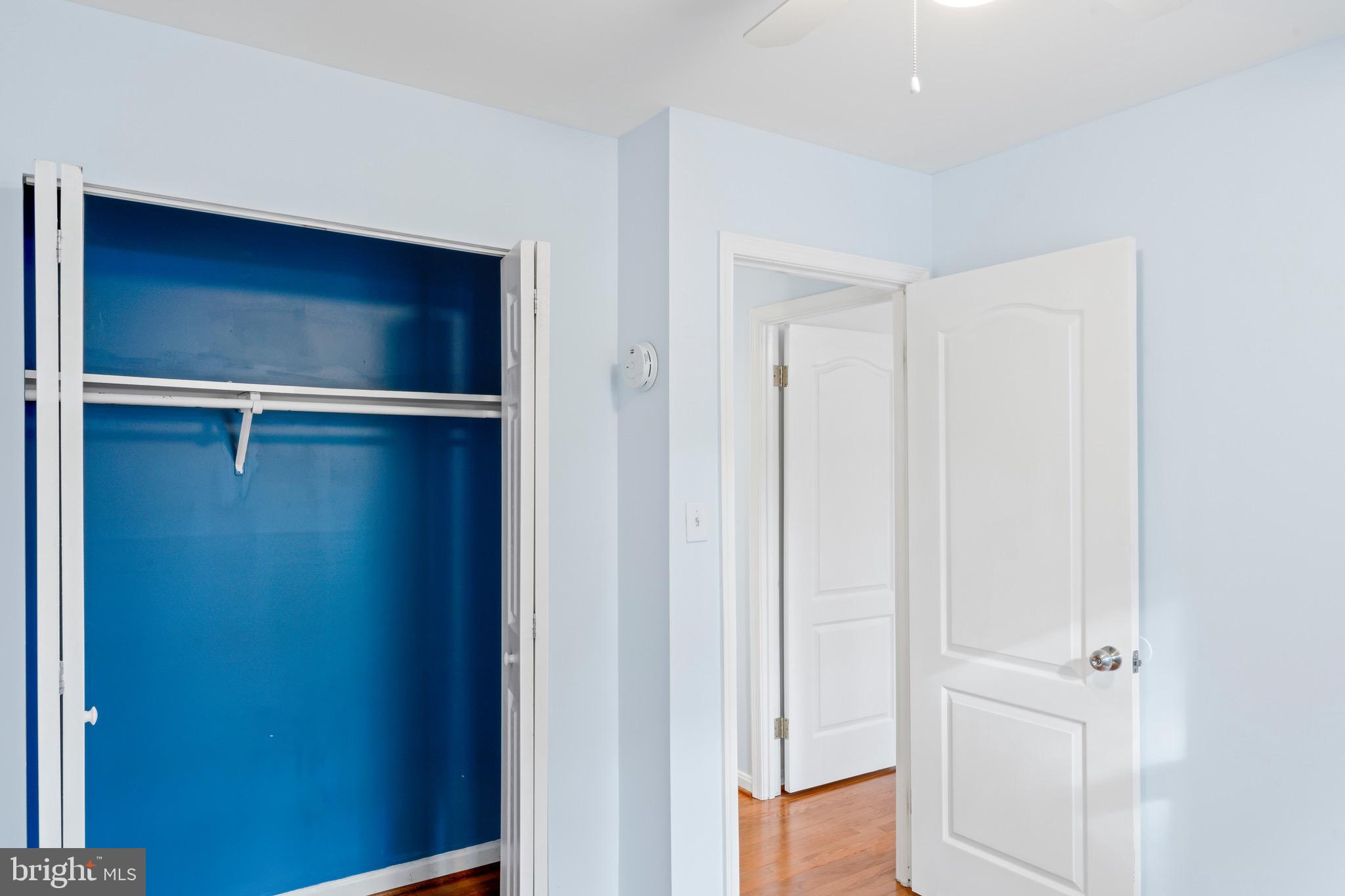 THOUSAND OAKS - Residential Lease