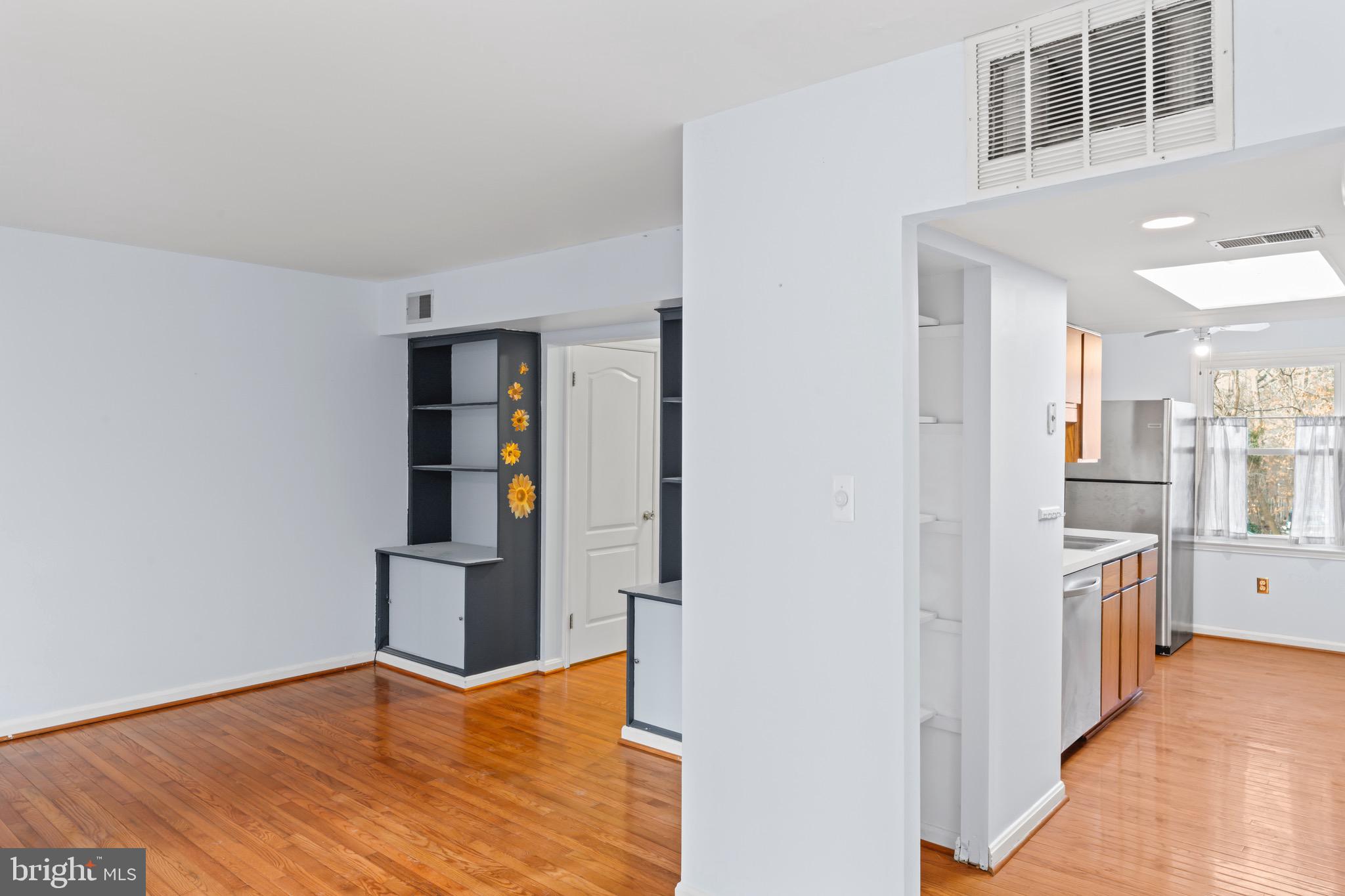 THOUSAND OAKS - Residential Lease