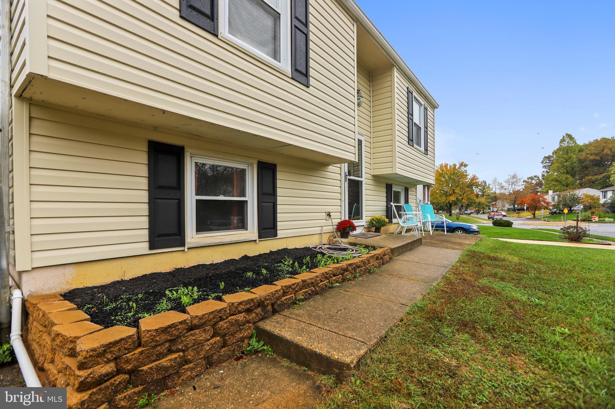 SHANNON SQUARE - Residential