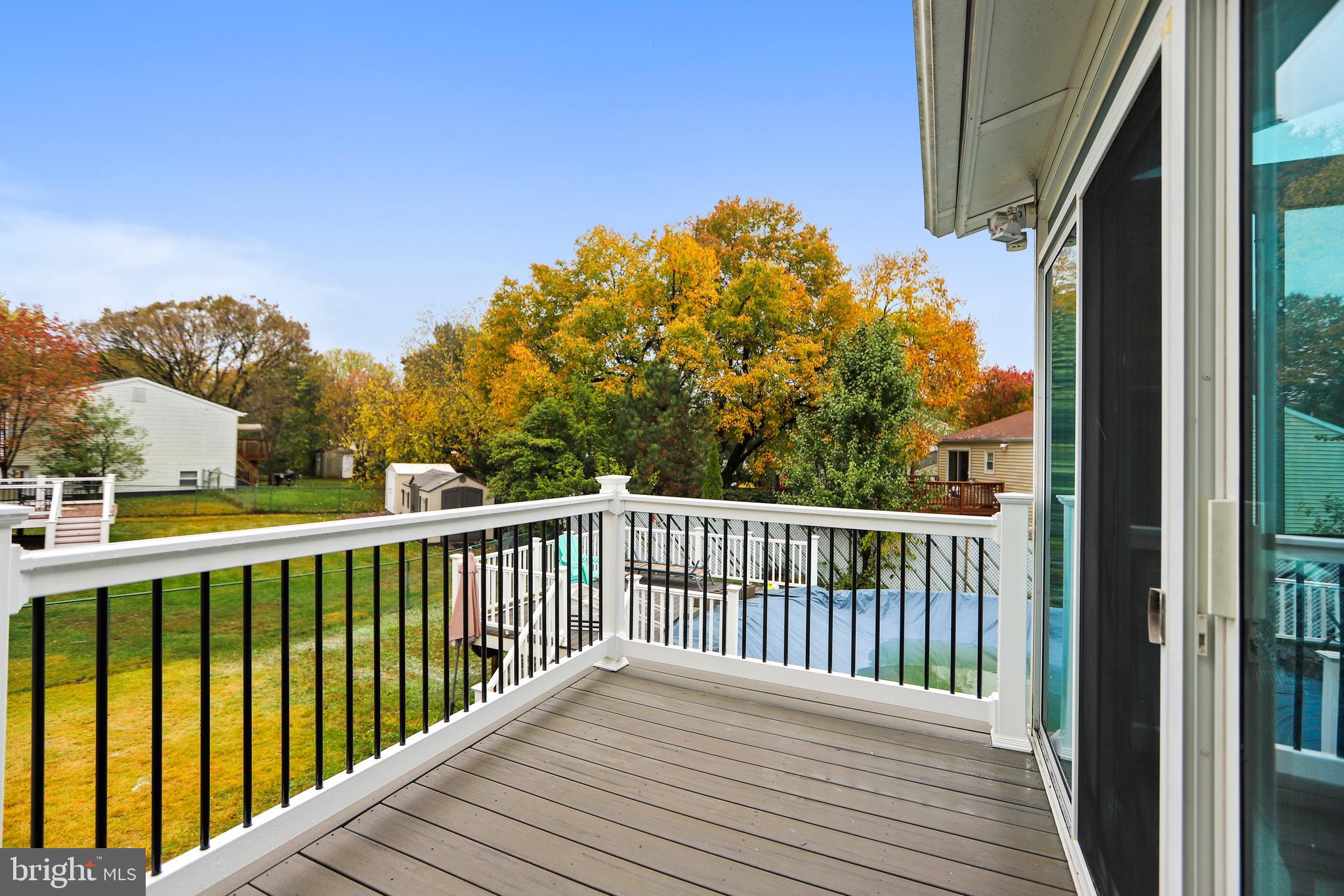 SHANNON SQUARE - Residential