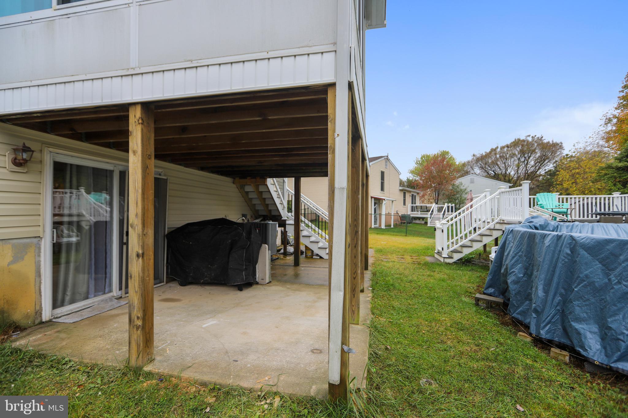 SHANNON SQUARE - Residential