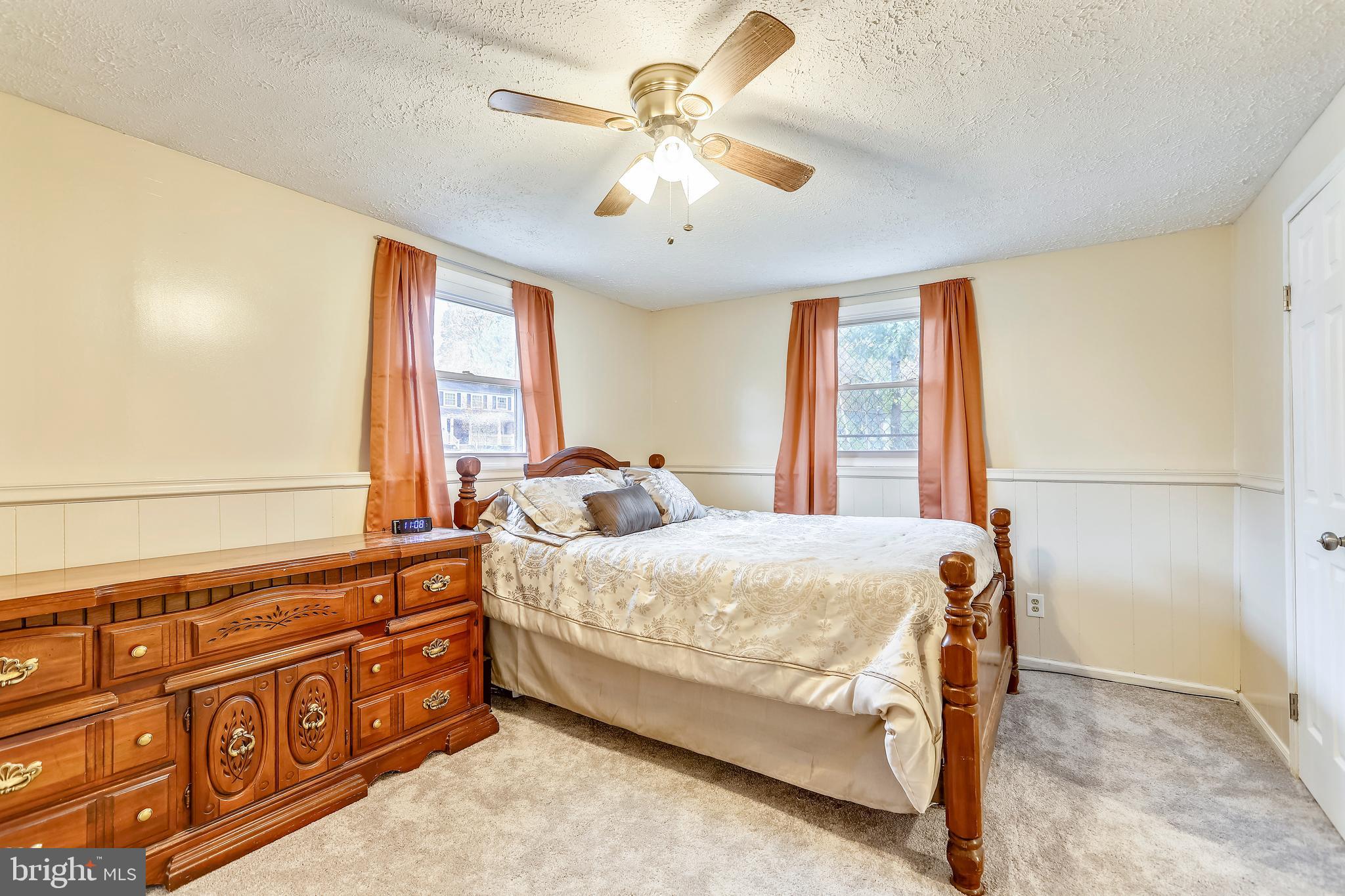 SHANNON SQUARE - Residential