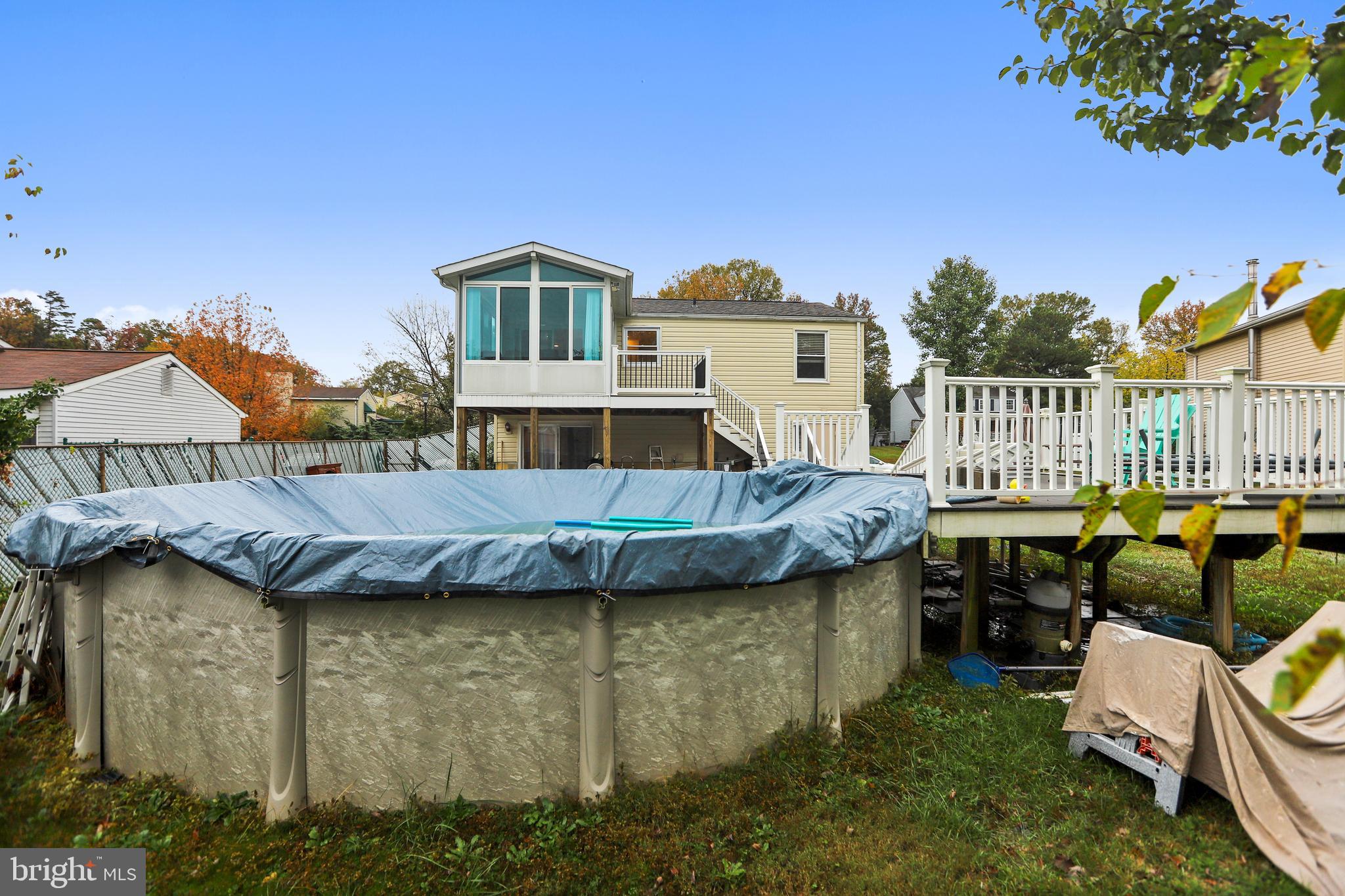 SHANNON SQUARE - Residential