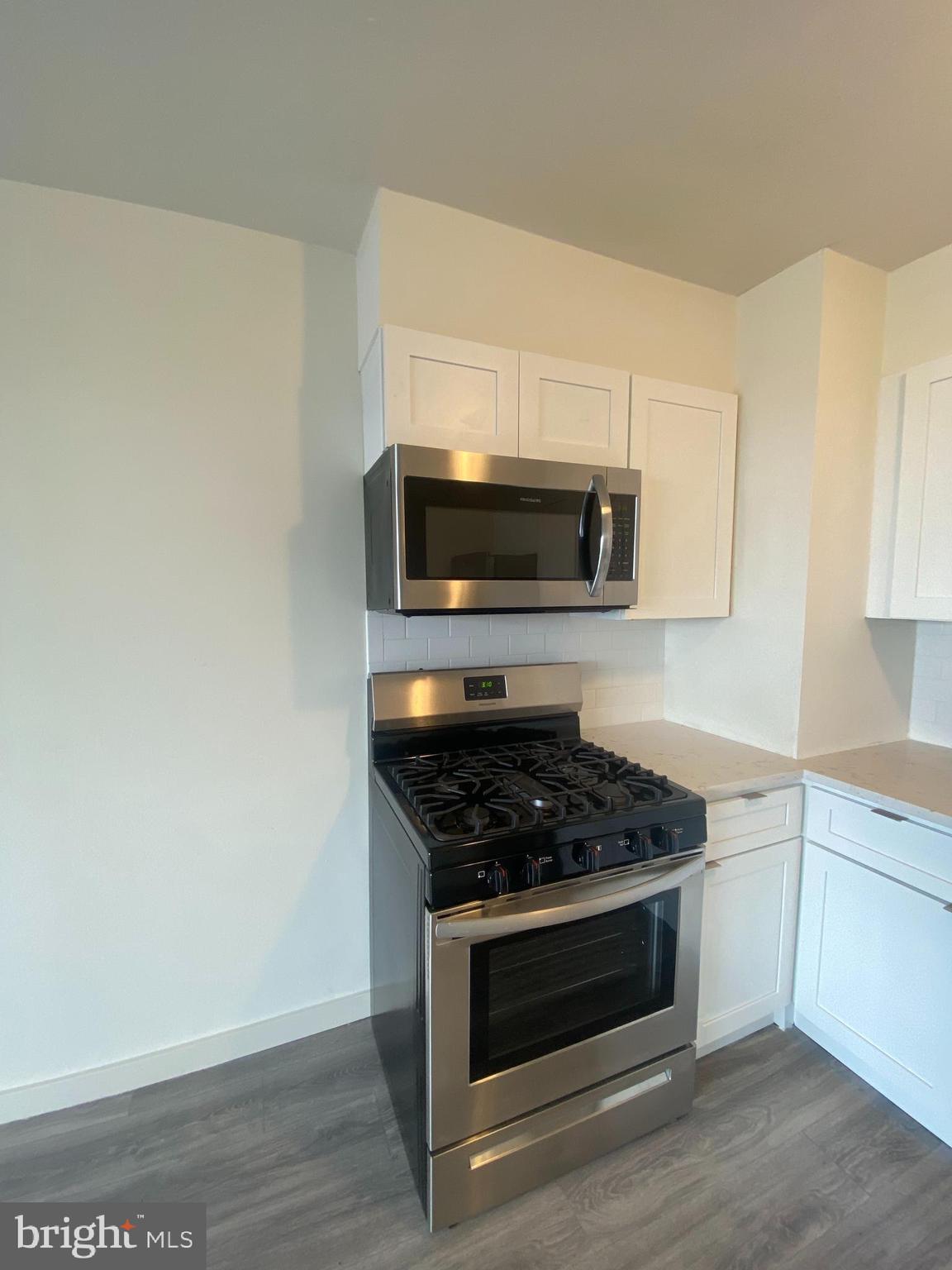 ART MUSEUM AREA - Residential Lease