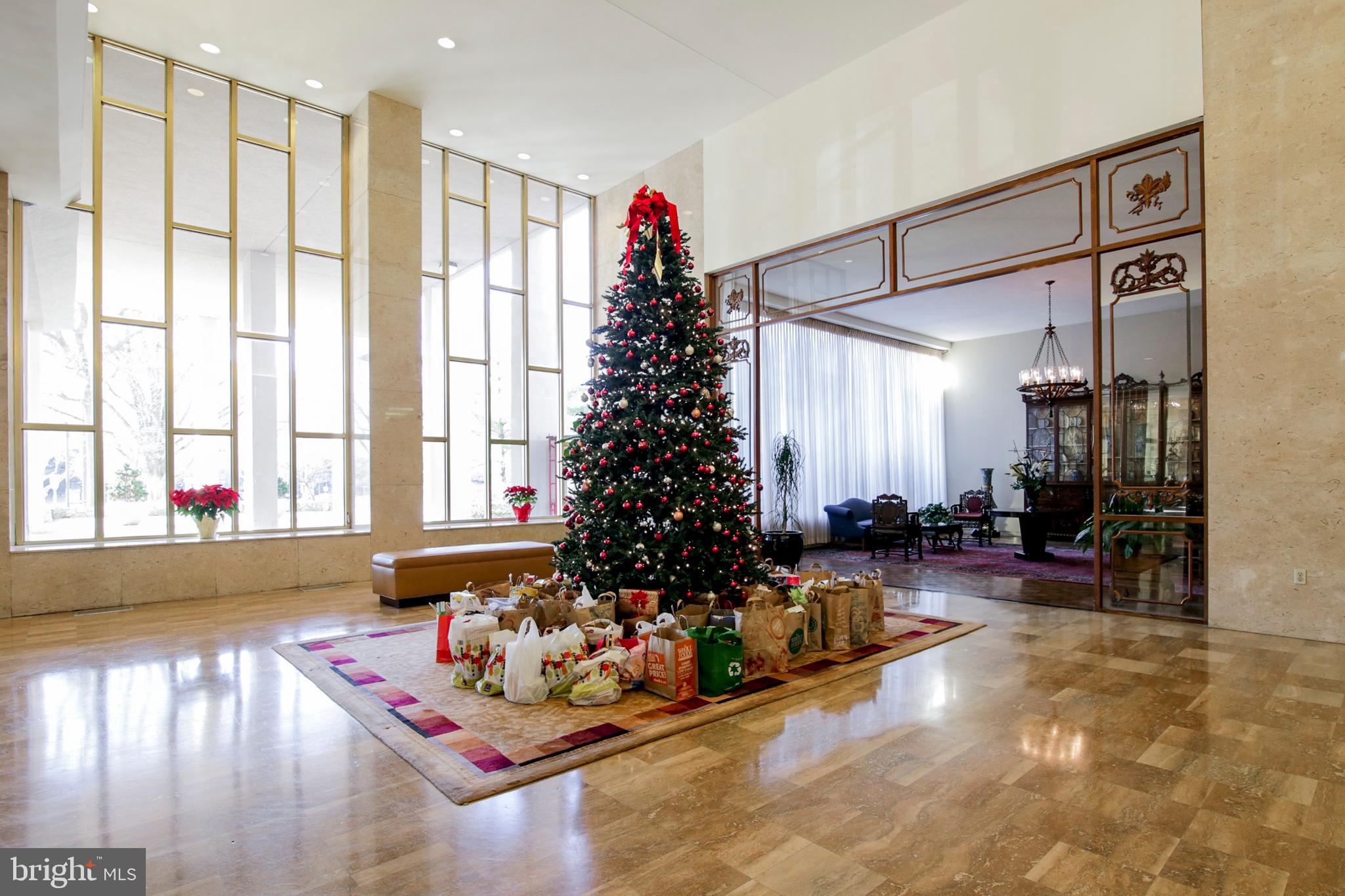 ART MUSEUM AREA - Residential Lease