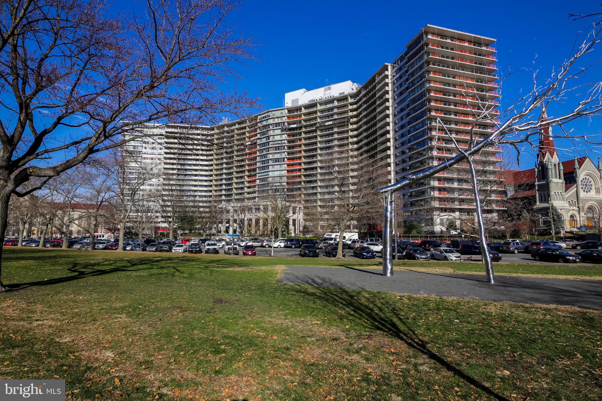 ART MUSEUM AREA - Residential Lease