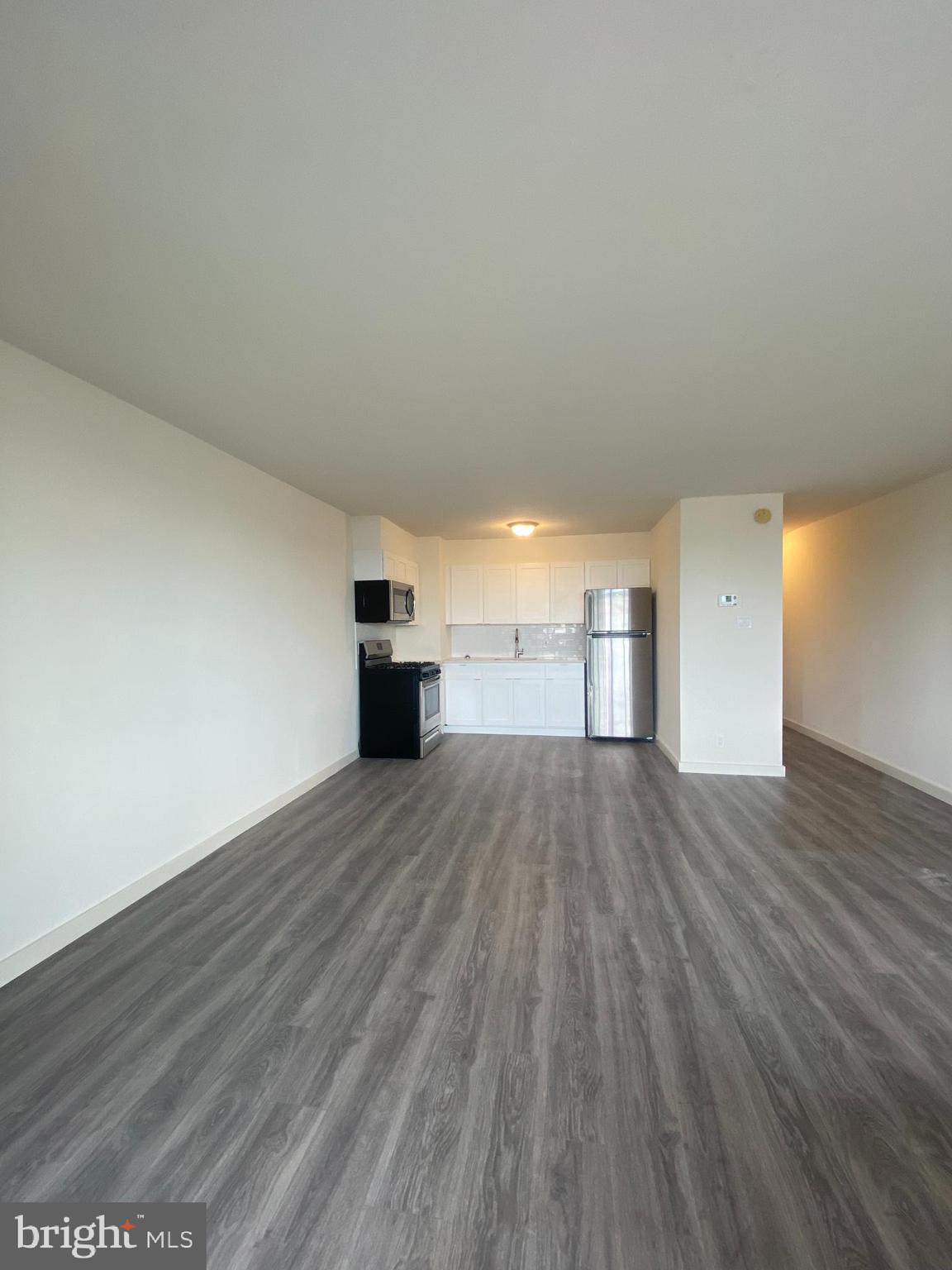 ART MUSEUM AREA - Residential Lease