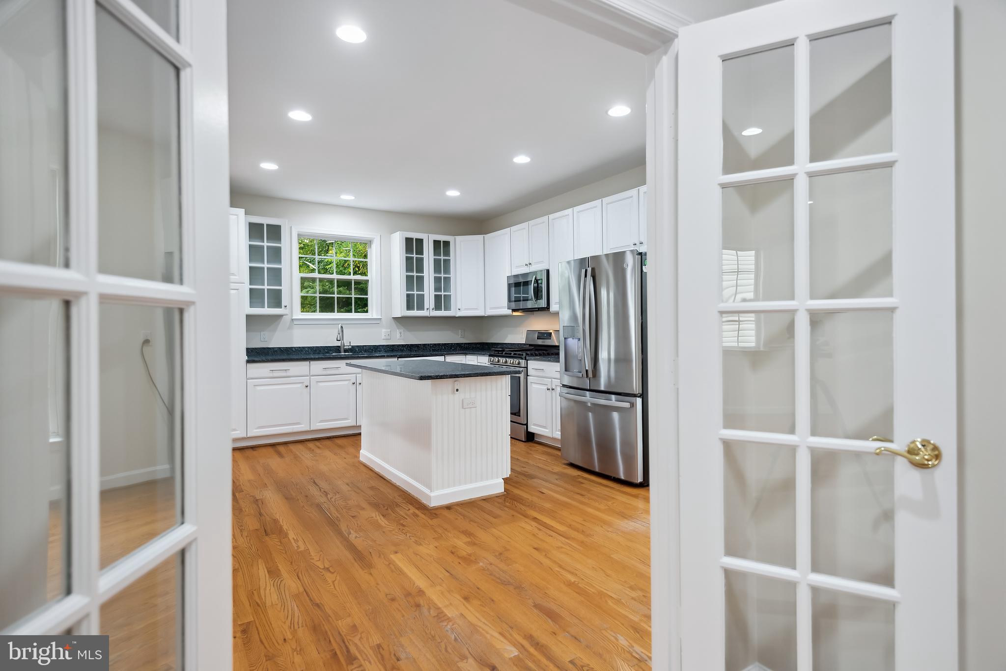 KENSINGTON HEIGHTS - Residential