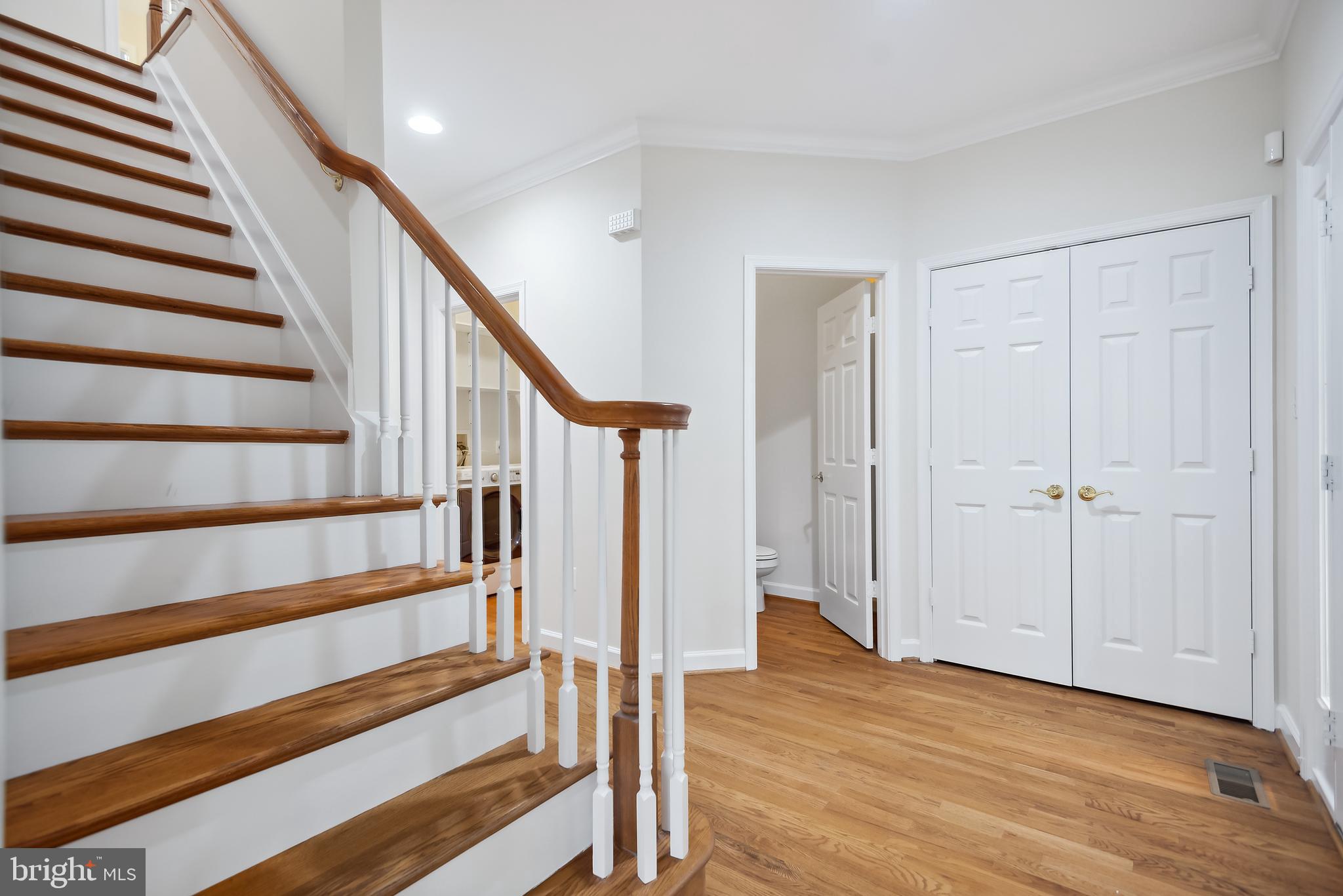 KENSINGTON HEIGHTS - Residential