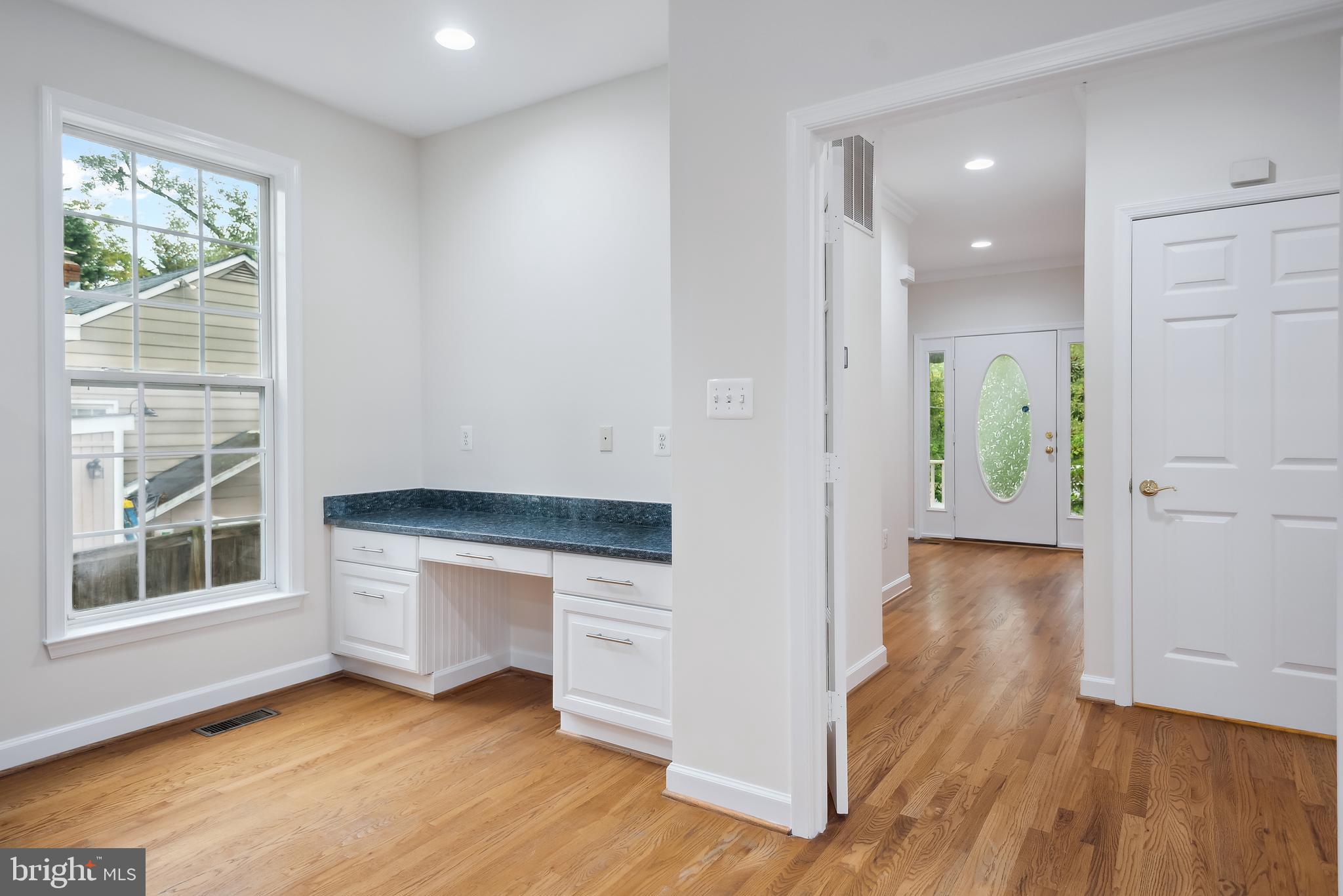 KENSINGTON HEIGHTS - Residential