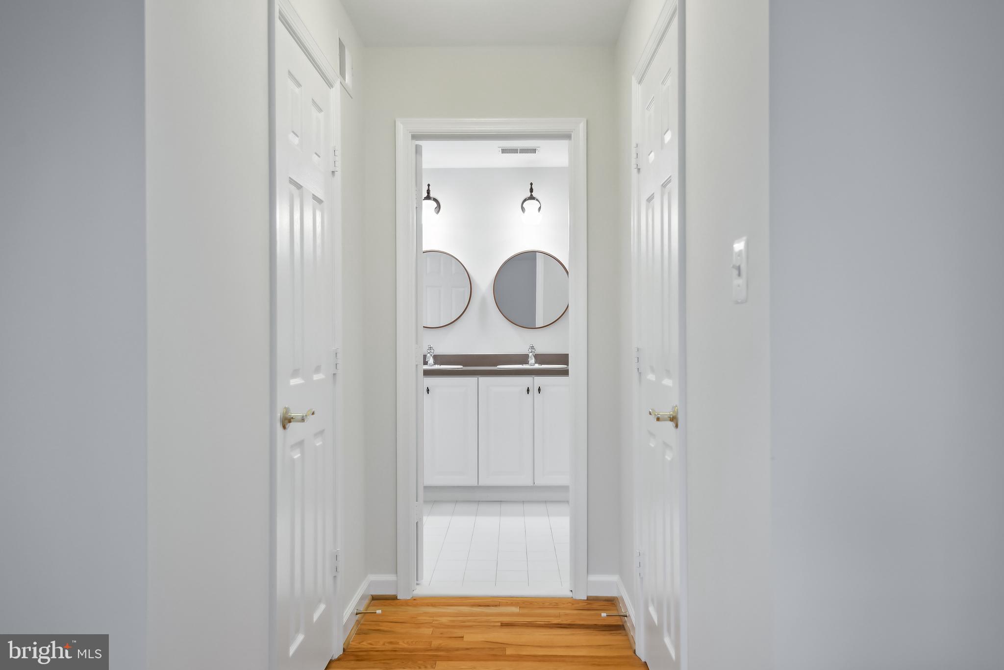 KENSINGTON HEIGHTS - Residential