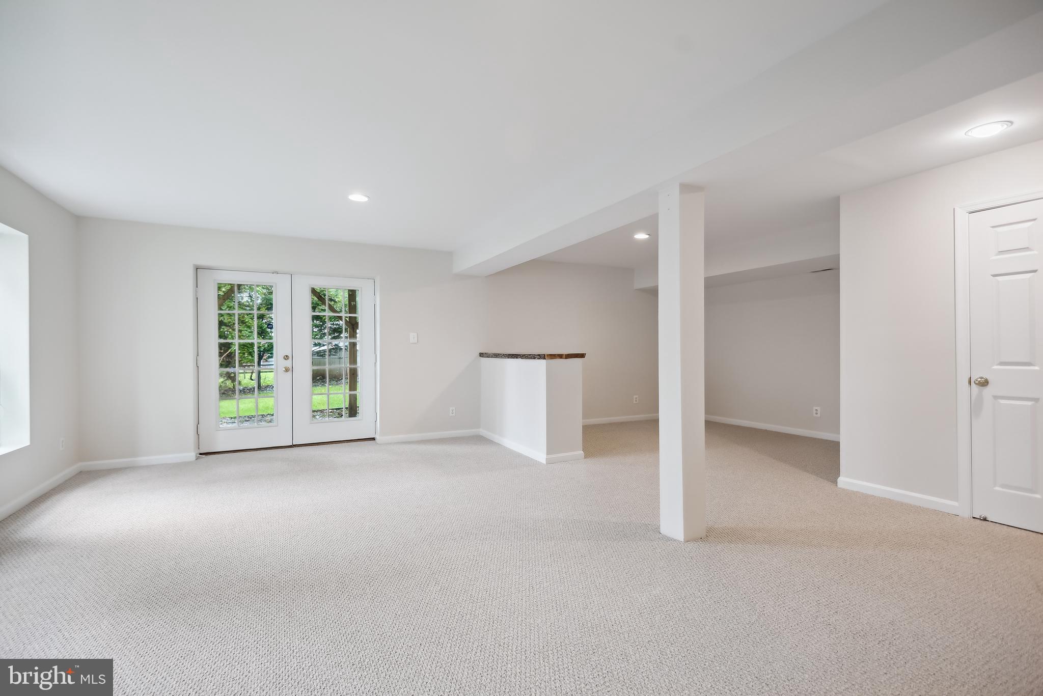 KENSINGTON HEIGHTS - Residential