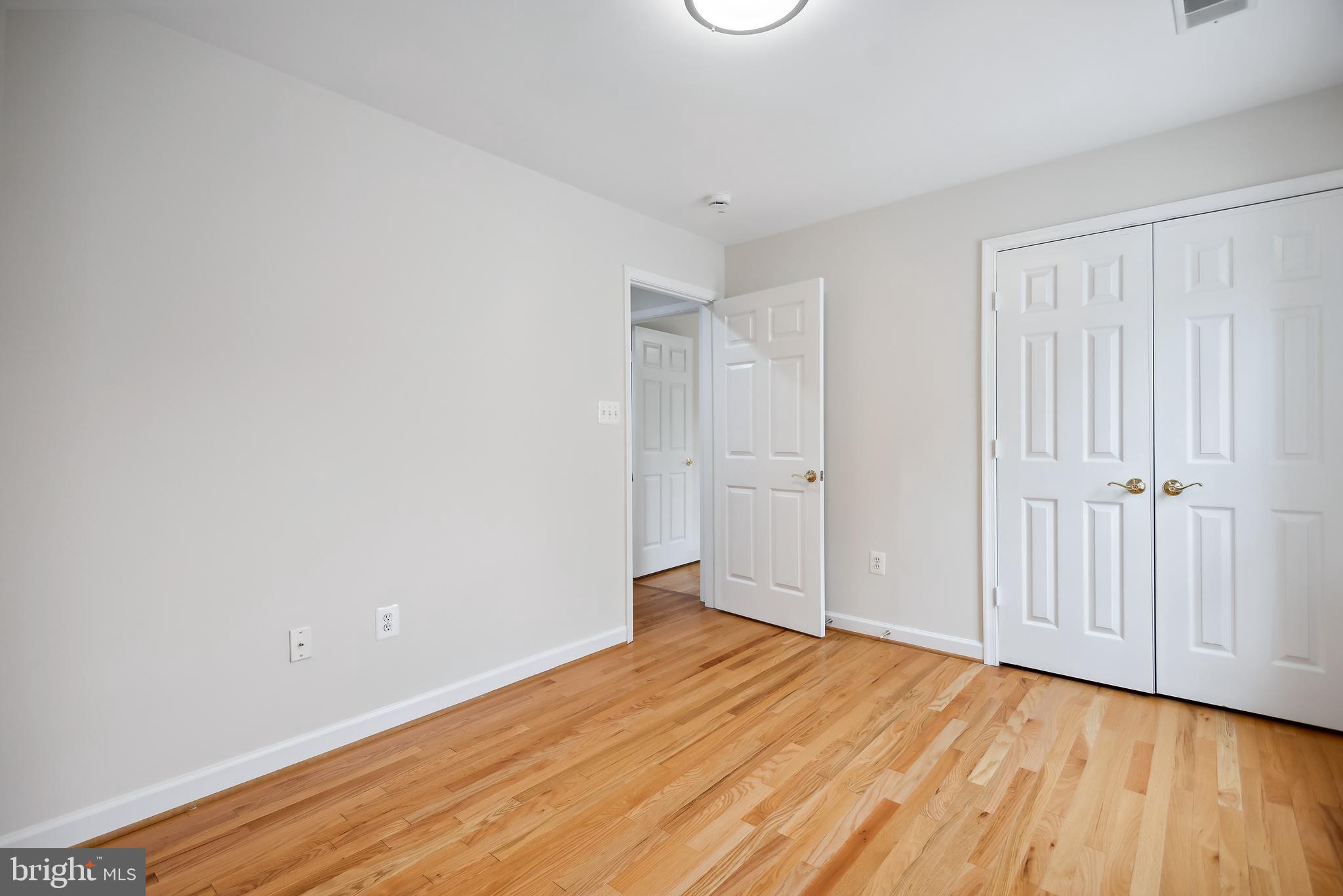 KENSINGTON HEIGHTS - Residential