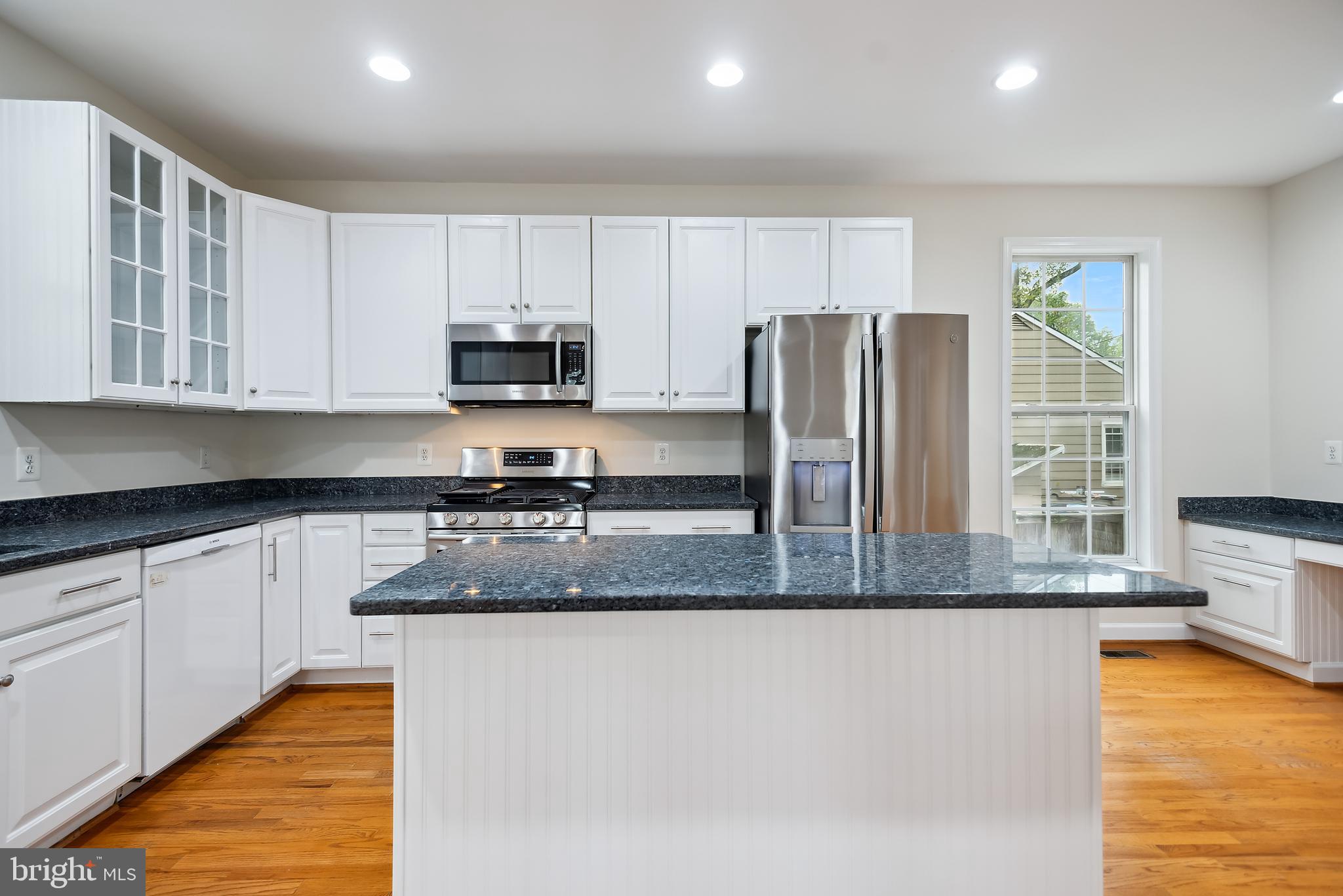 KENSINGTON HEIGHTS - Residential