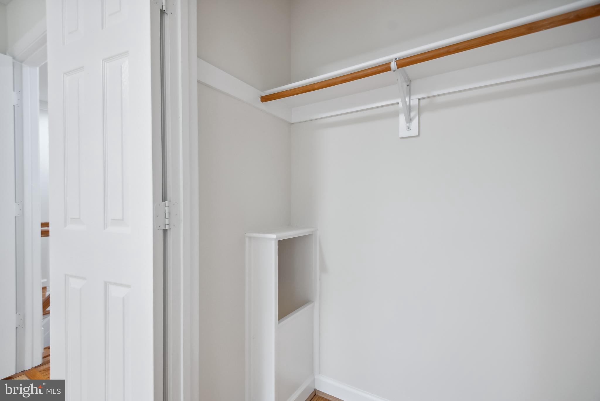 KENSINGTON HEIGHTS - Residential