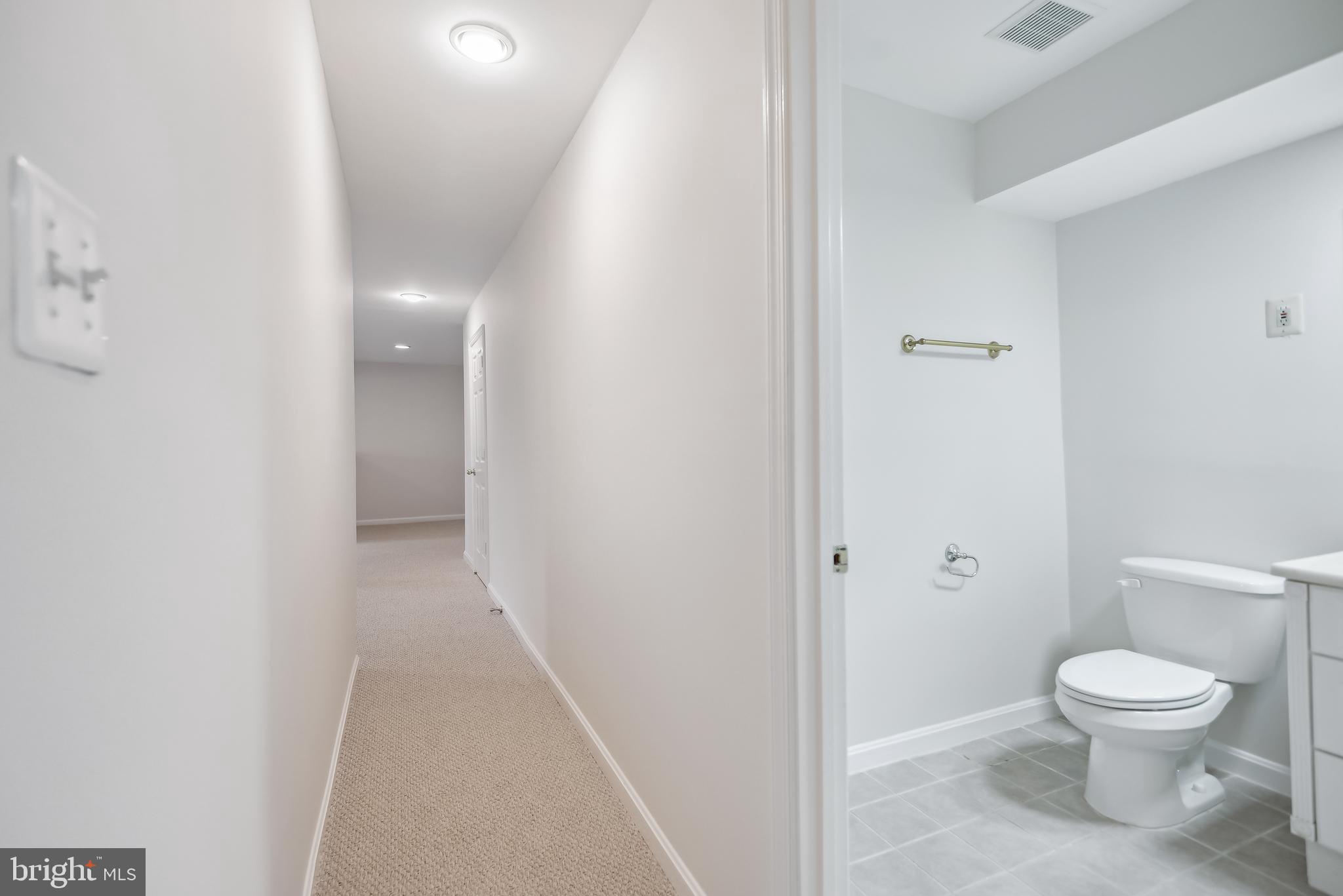 KENSINGTON HEIGHTS - Residential