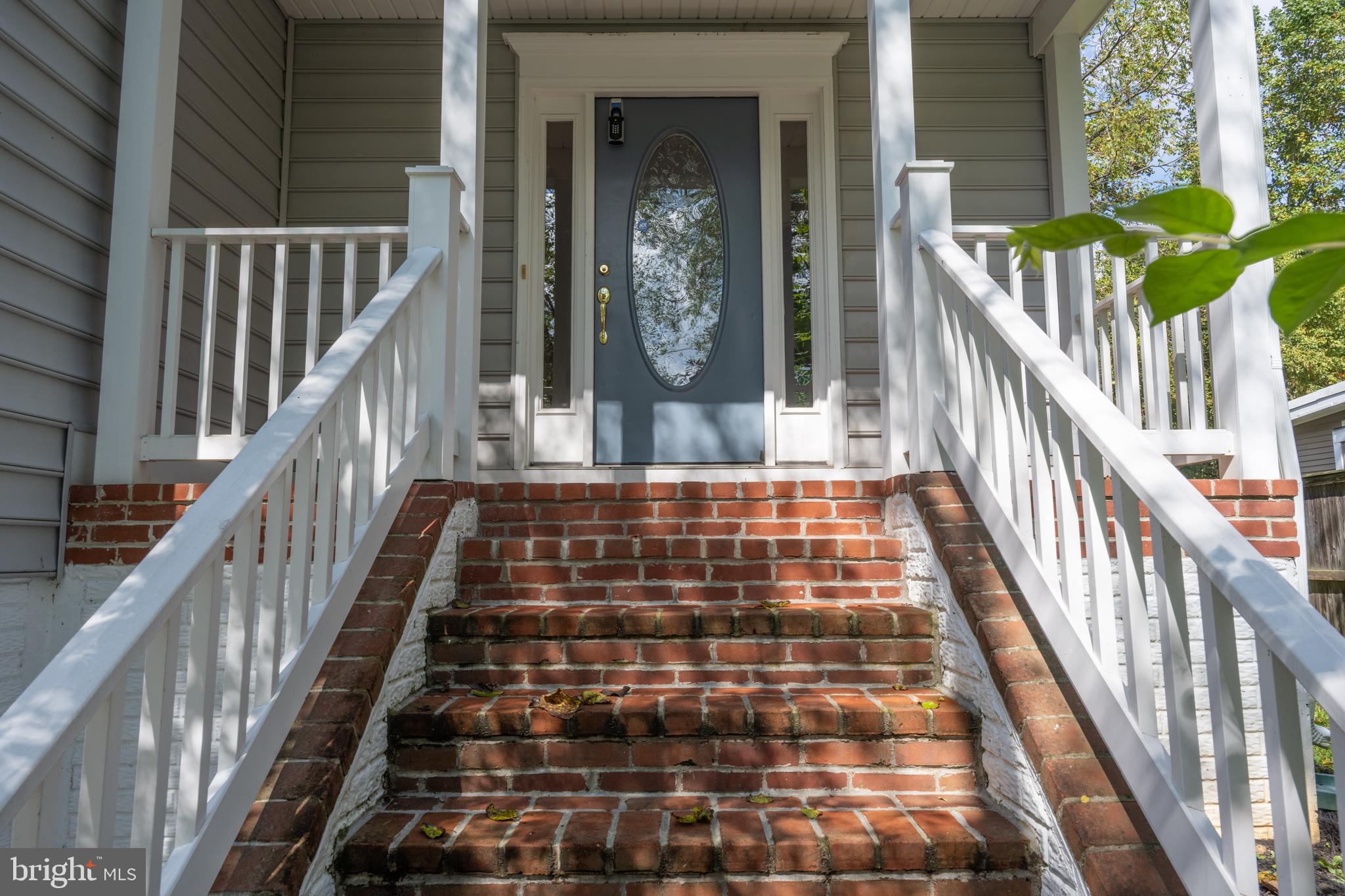 KENSINGTON HEIGHTS - Residential