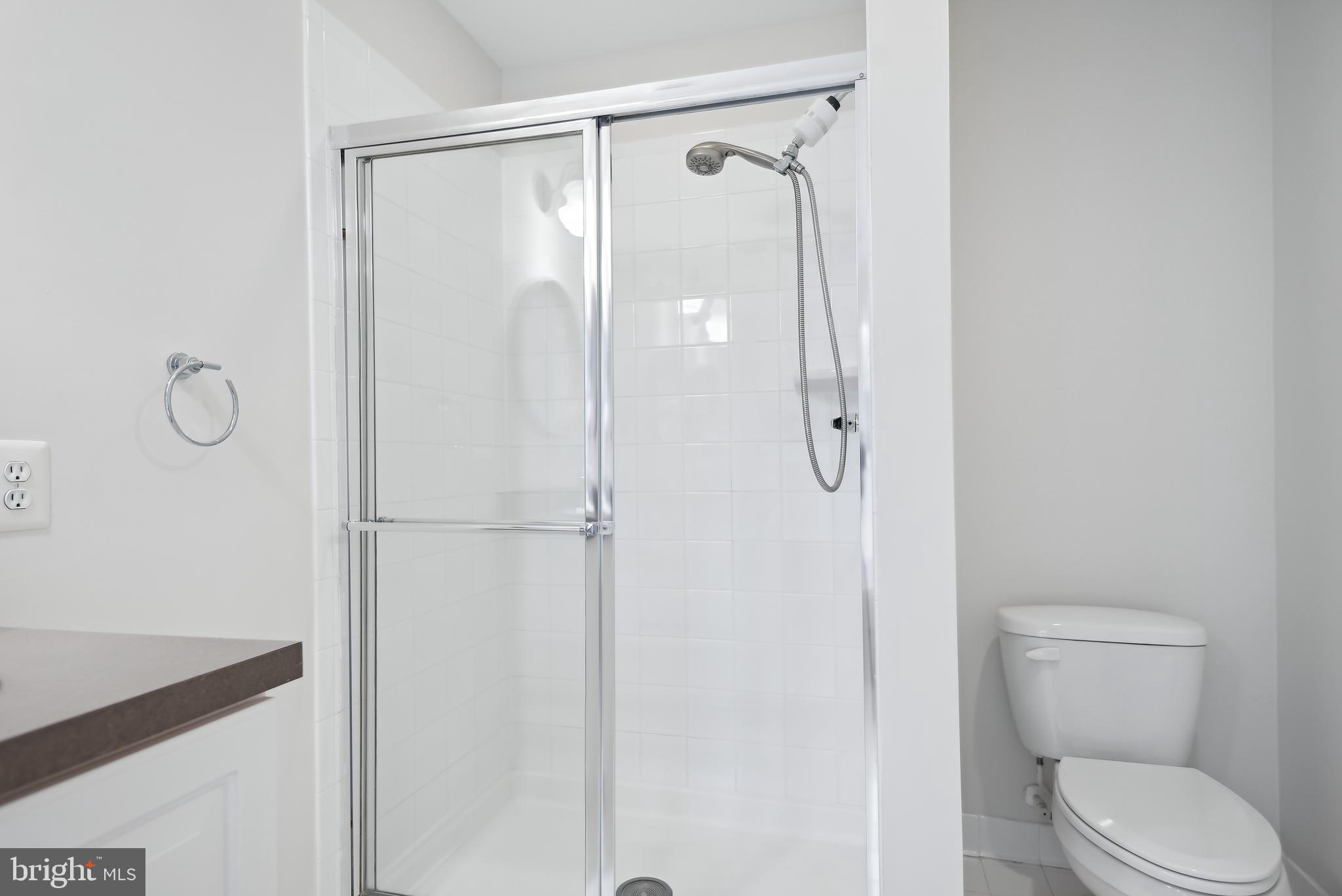 KENSINGTON HEIGHTS - Residential