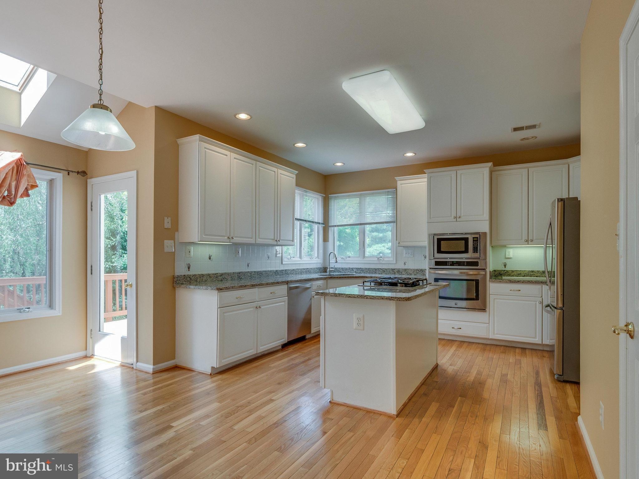 RIDGEGATE WOODS - Residential