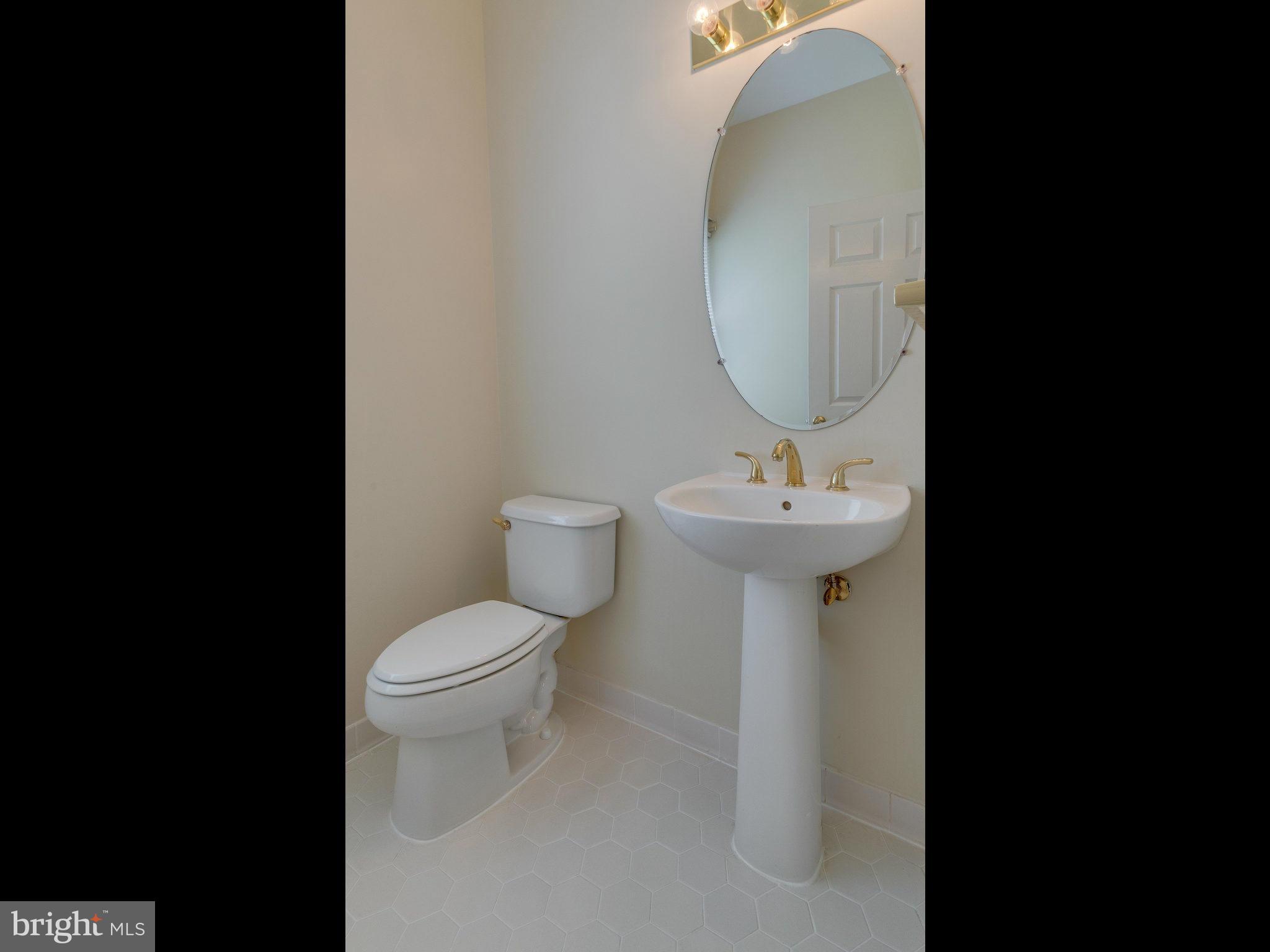 RIDGEGATE WOODS - Residential