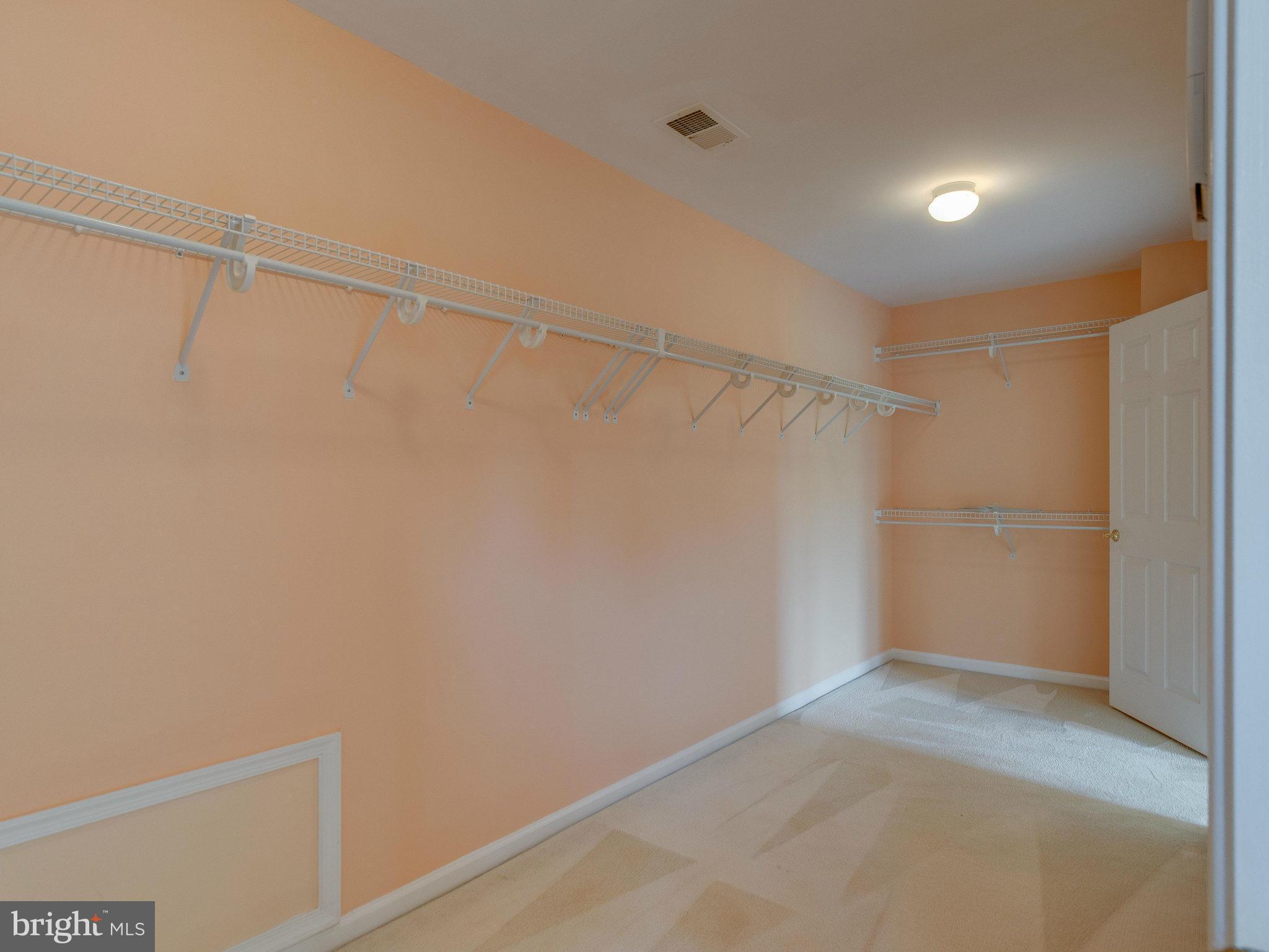 RIDGEGATE WOODS - Residential