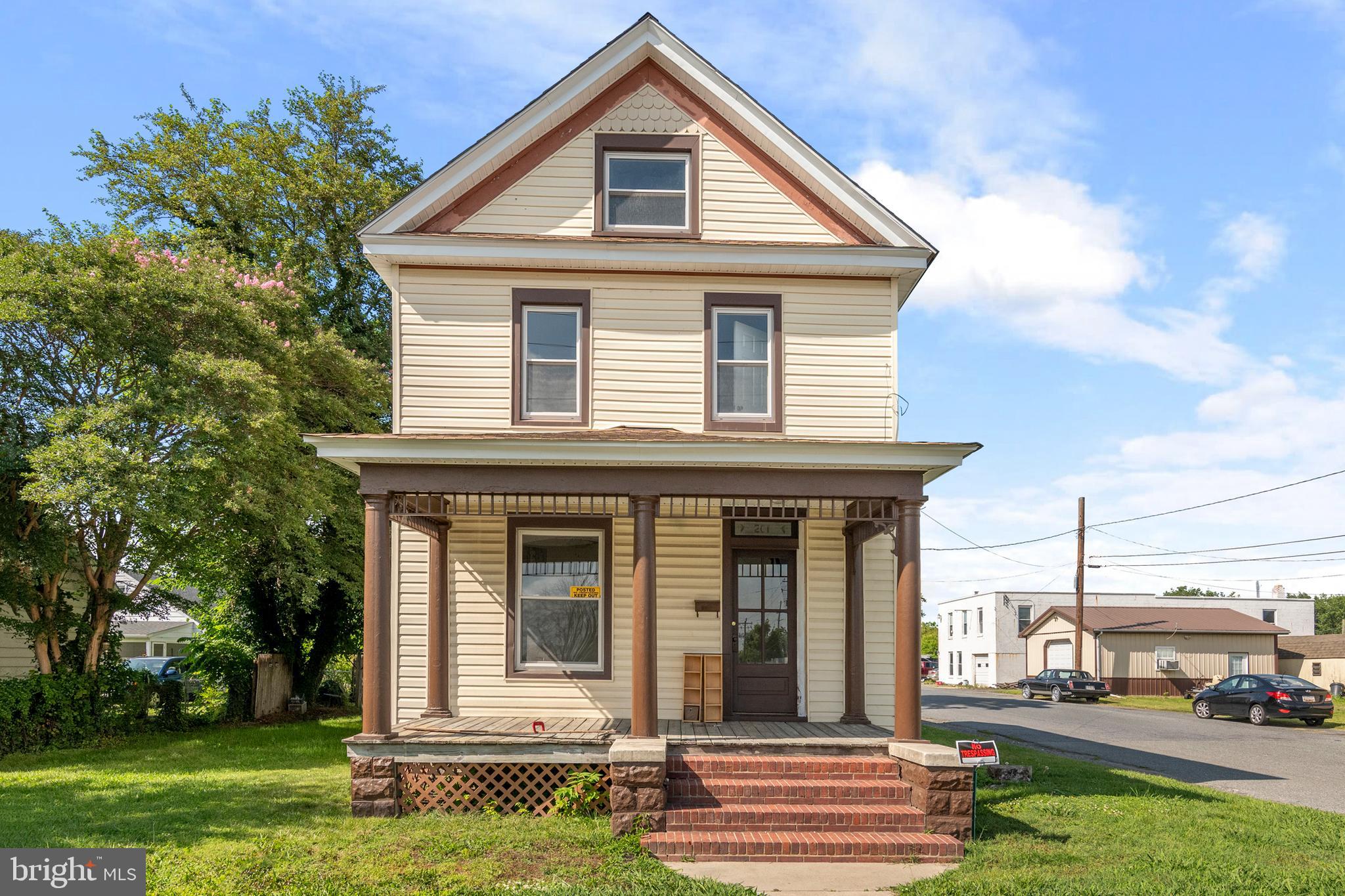 201 WASHINGTON STREET