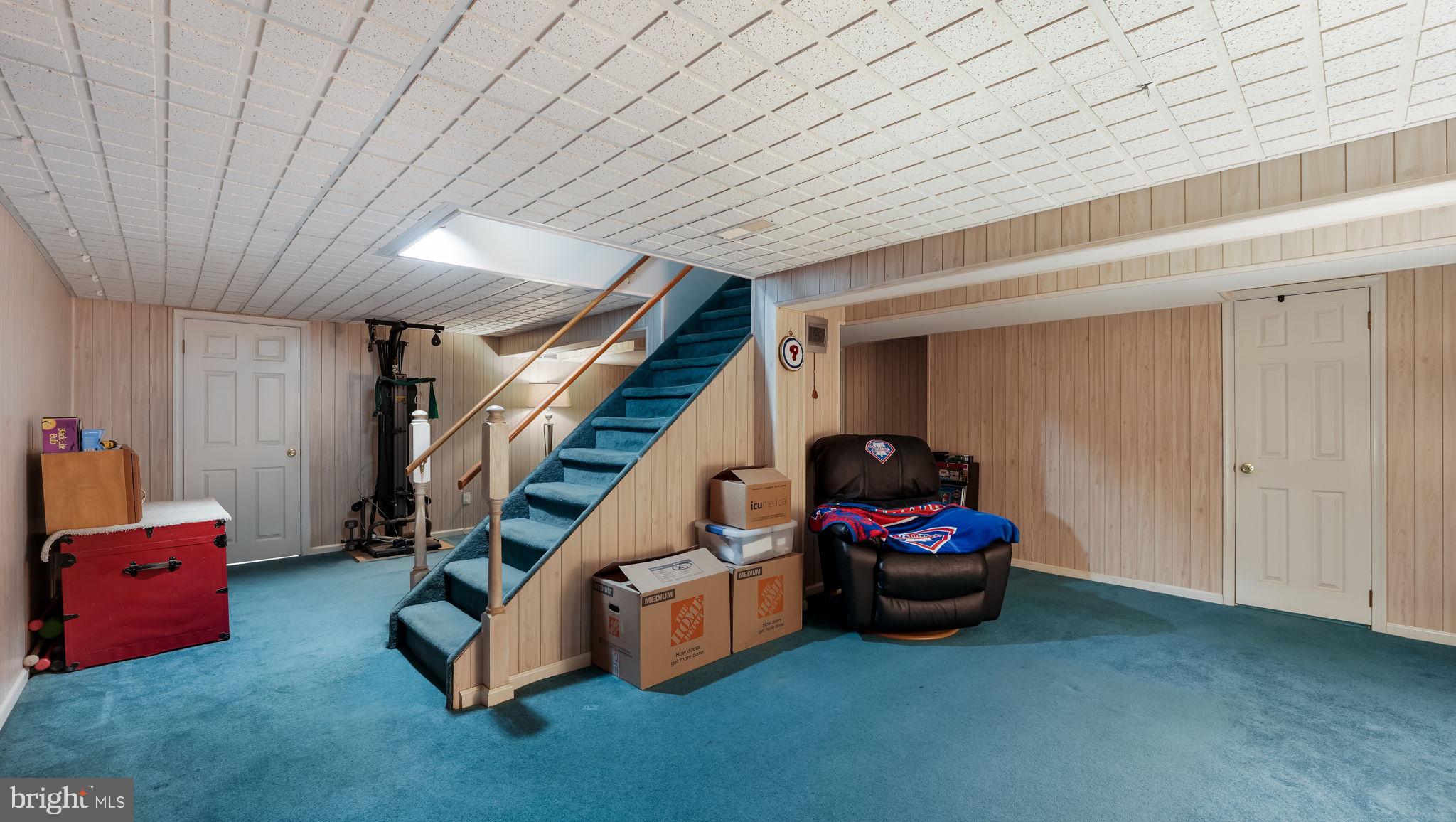 SILVER LAKE AT NEW - Residential