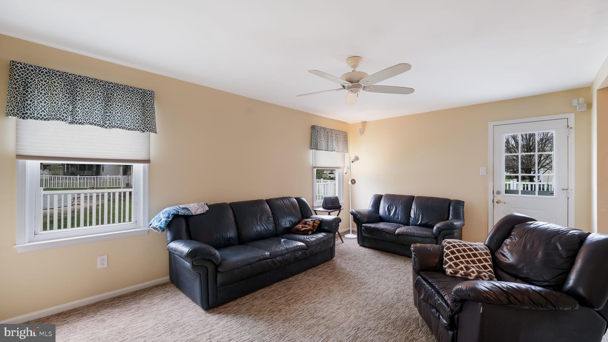 SILVER LAKE AT NEW - Residential