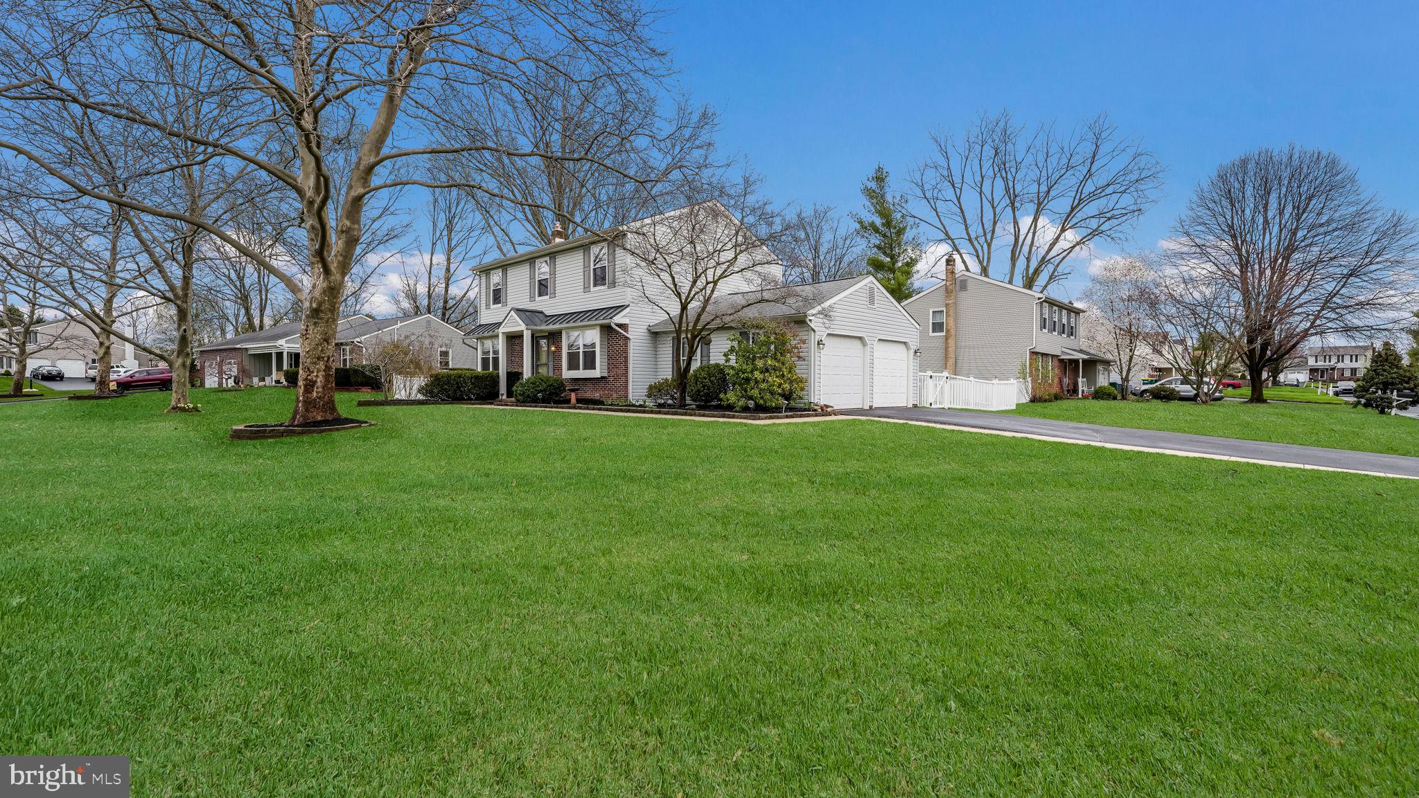 SILVER LAKE AT NEW - Residential